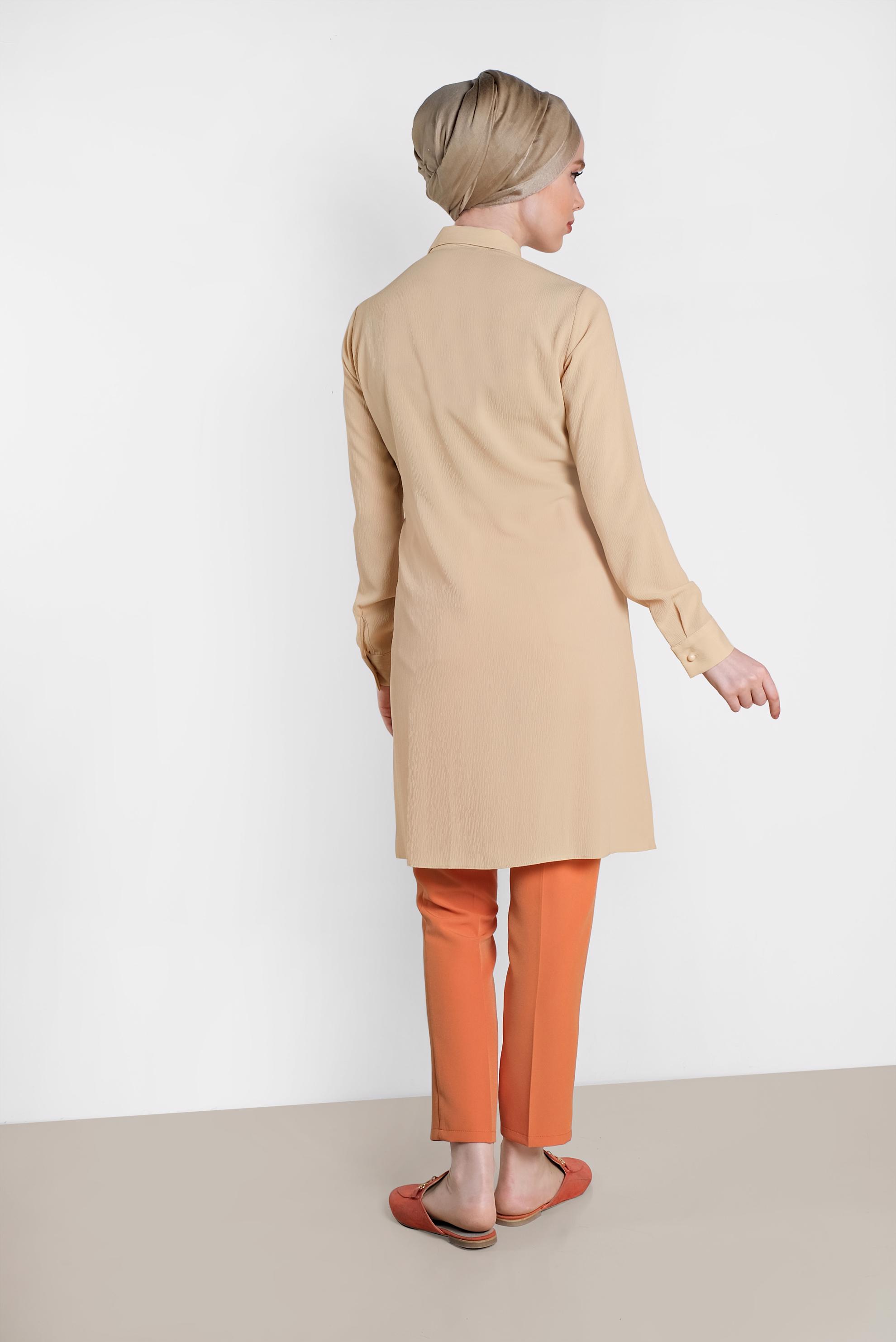 Tesettür giyim BEJ ÖNÜ BAĞLAMA DETAYLI TUNİK 4313