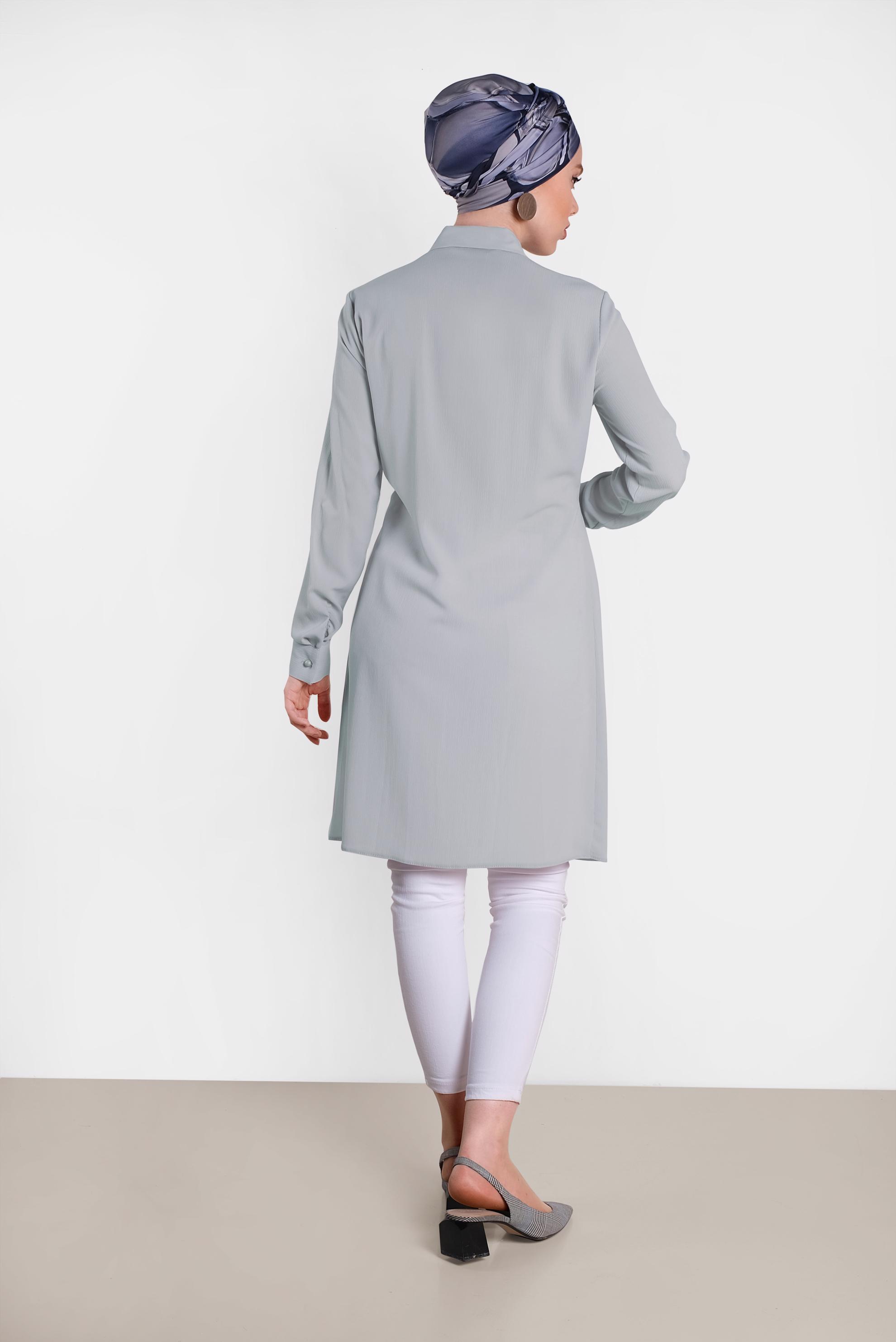 Tesettür giyim GRİ ÖNÜ BAĞLAMA DETAYLI TUNİK 4313