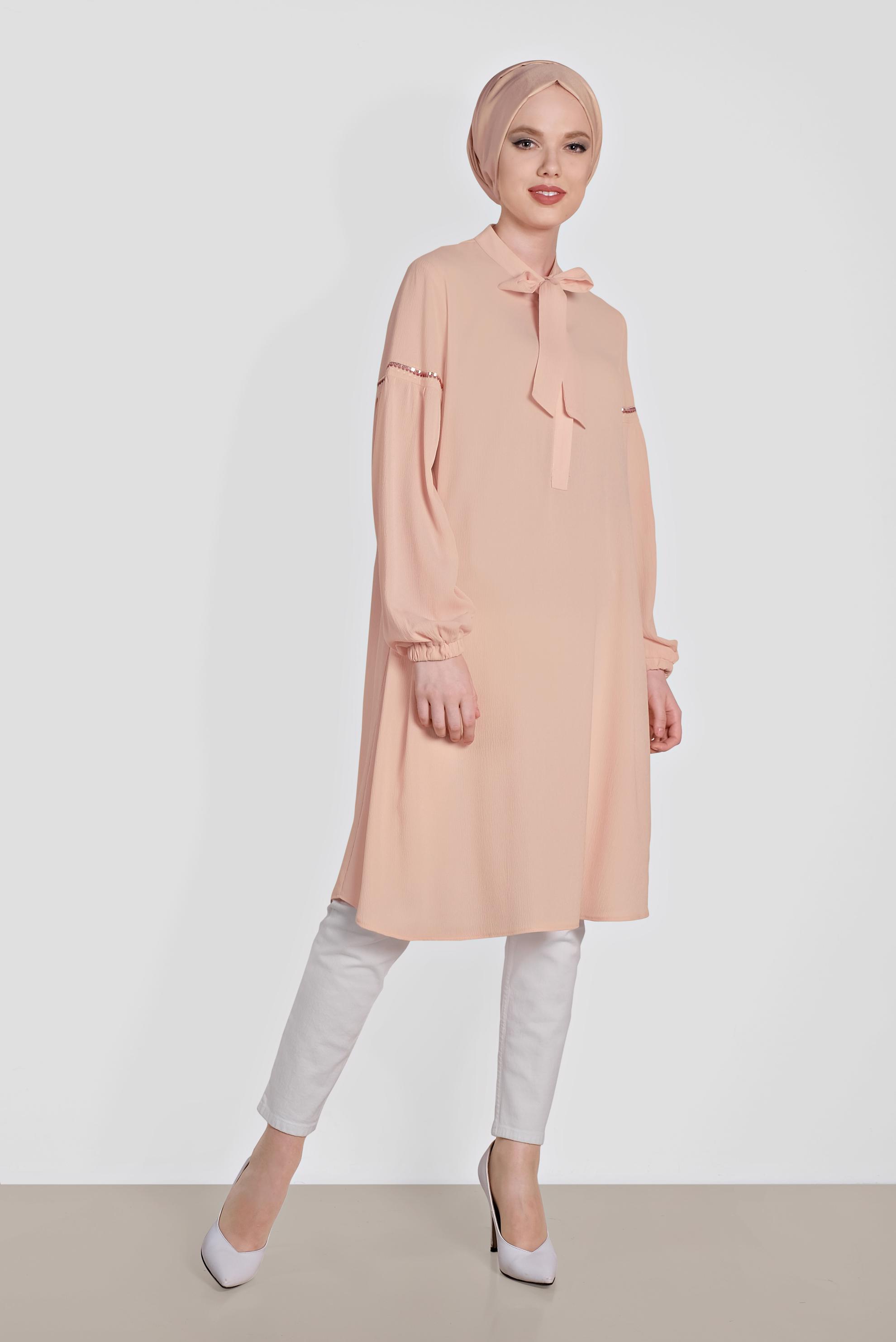 Tesettür giyim PUDRA FULAR YAKA NAKIŞLI TUNİK 4337