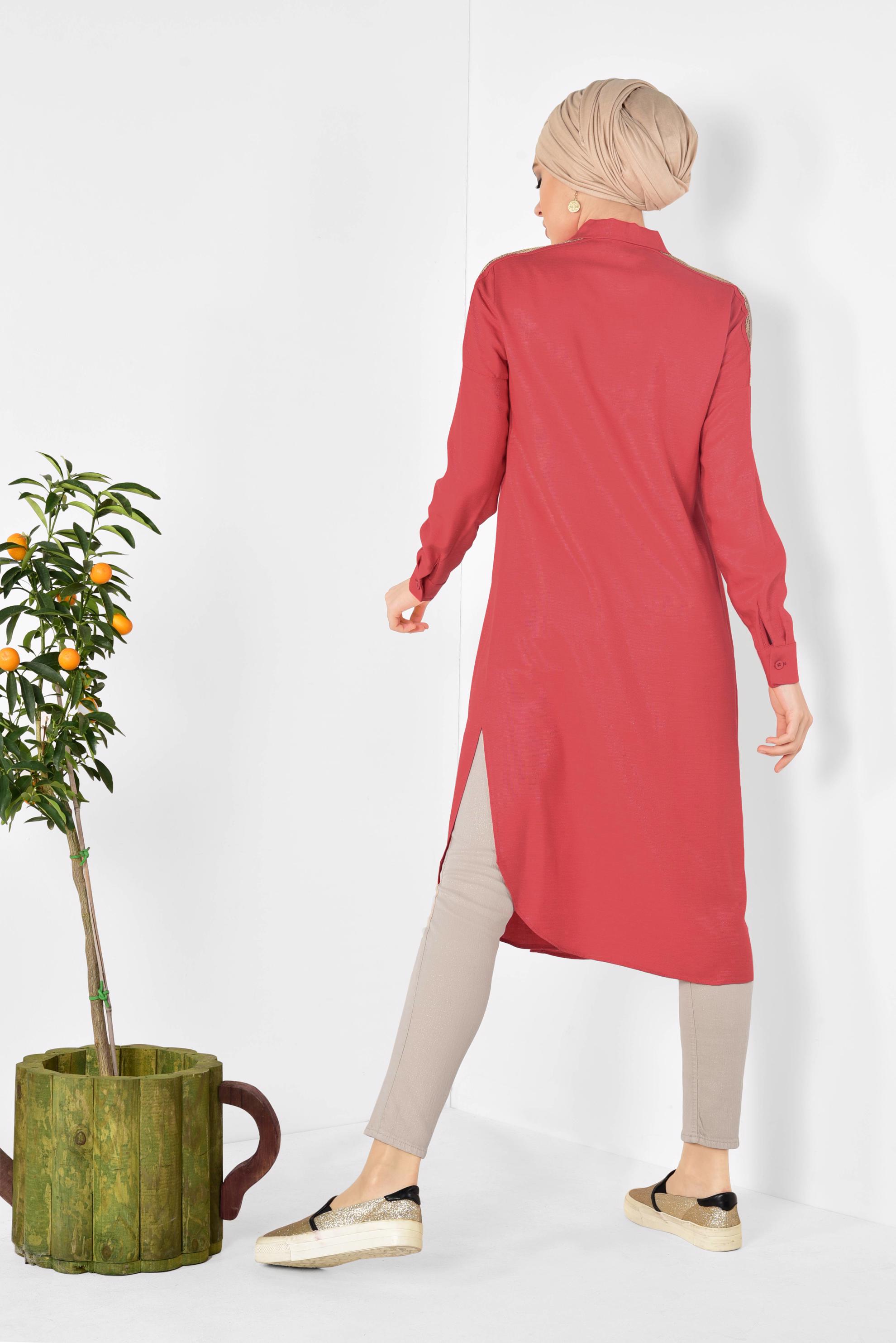 Tesettür giyim KIRMIZI OMUZLARI PAYETLİ TUNİK 4348