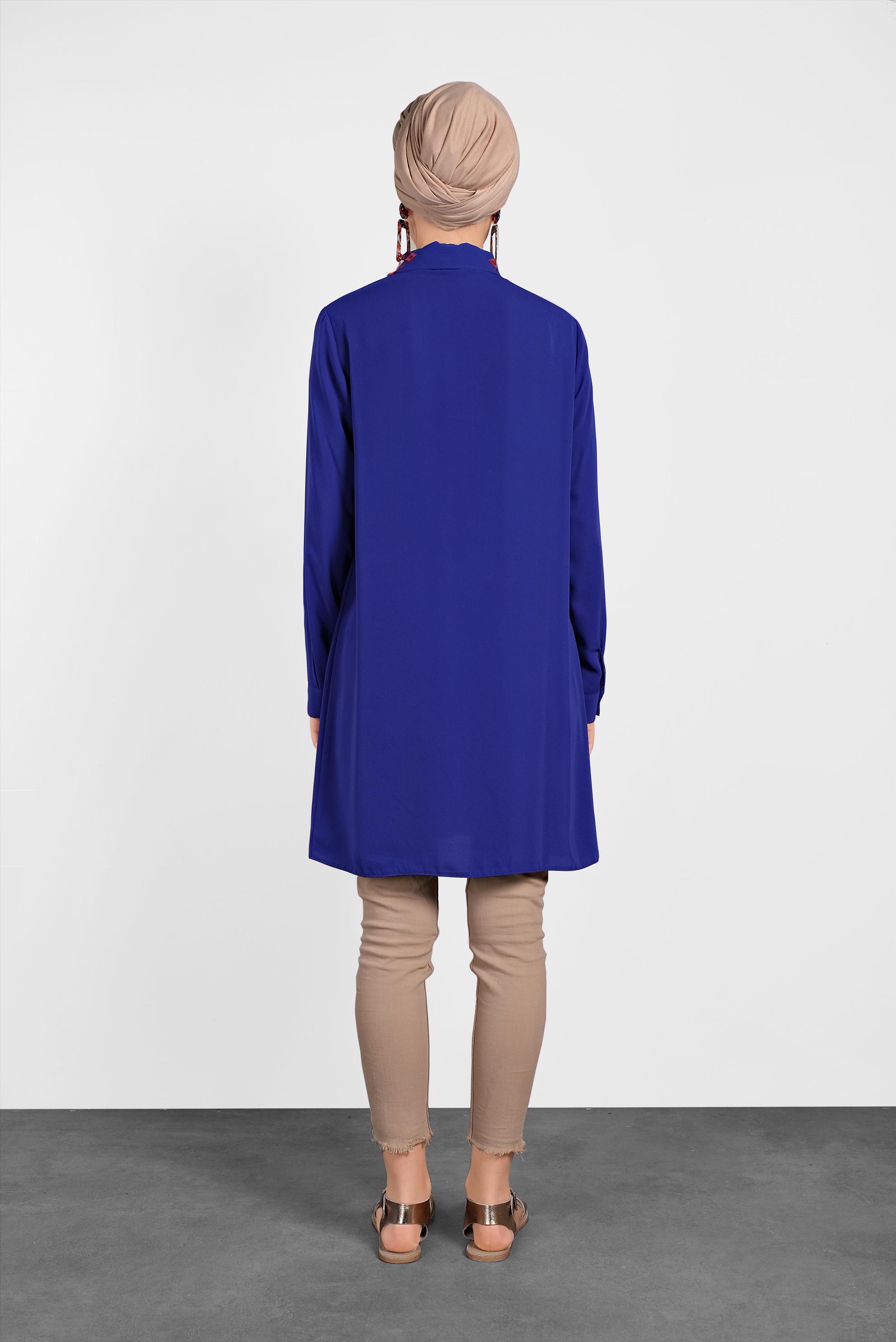 Tesettür giyim LACİVERT YAKASI NAKIŞLI TUNİK 4387