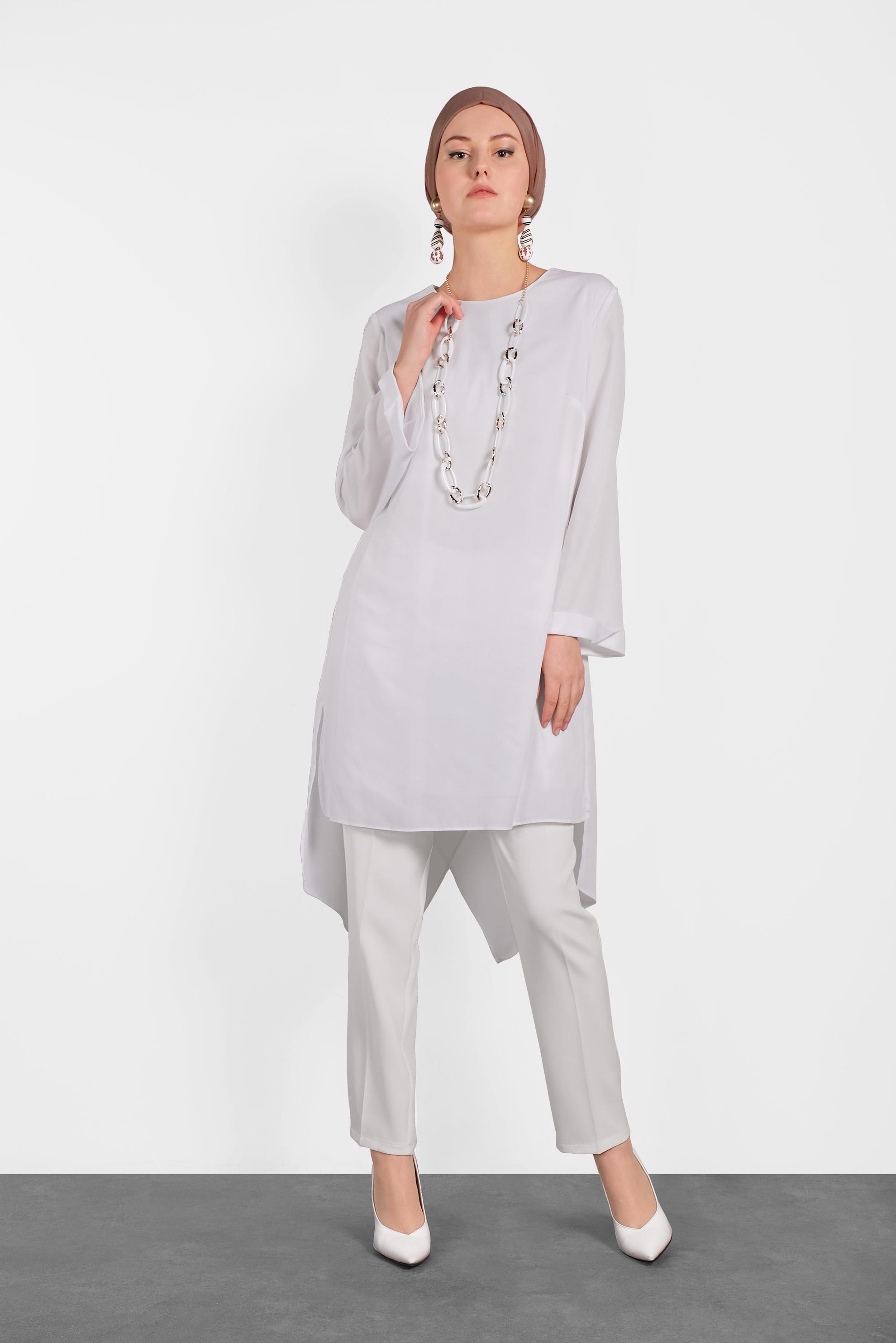 Tesettür giyim BEYAZ ASİMETRİK KESİM SALAŞ TUNİK 4413