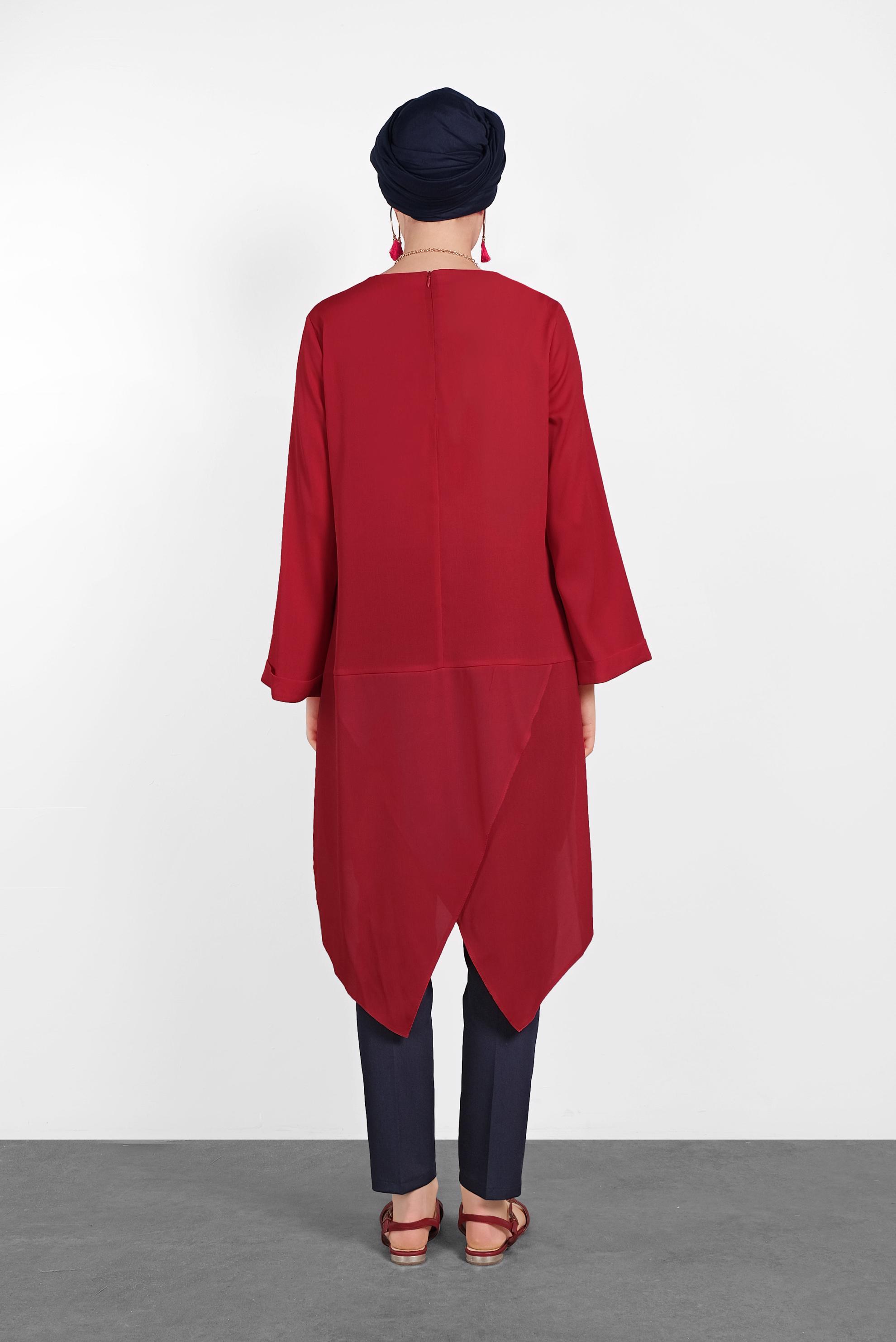 Tesettür giyim KIRMIZI ASİMETRİK KESİM SALAŞ TUNİK 4413
