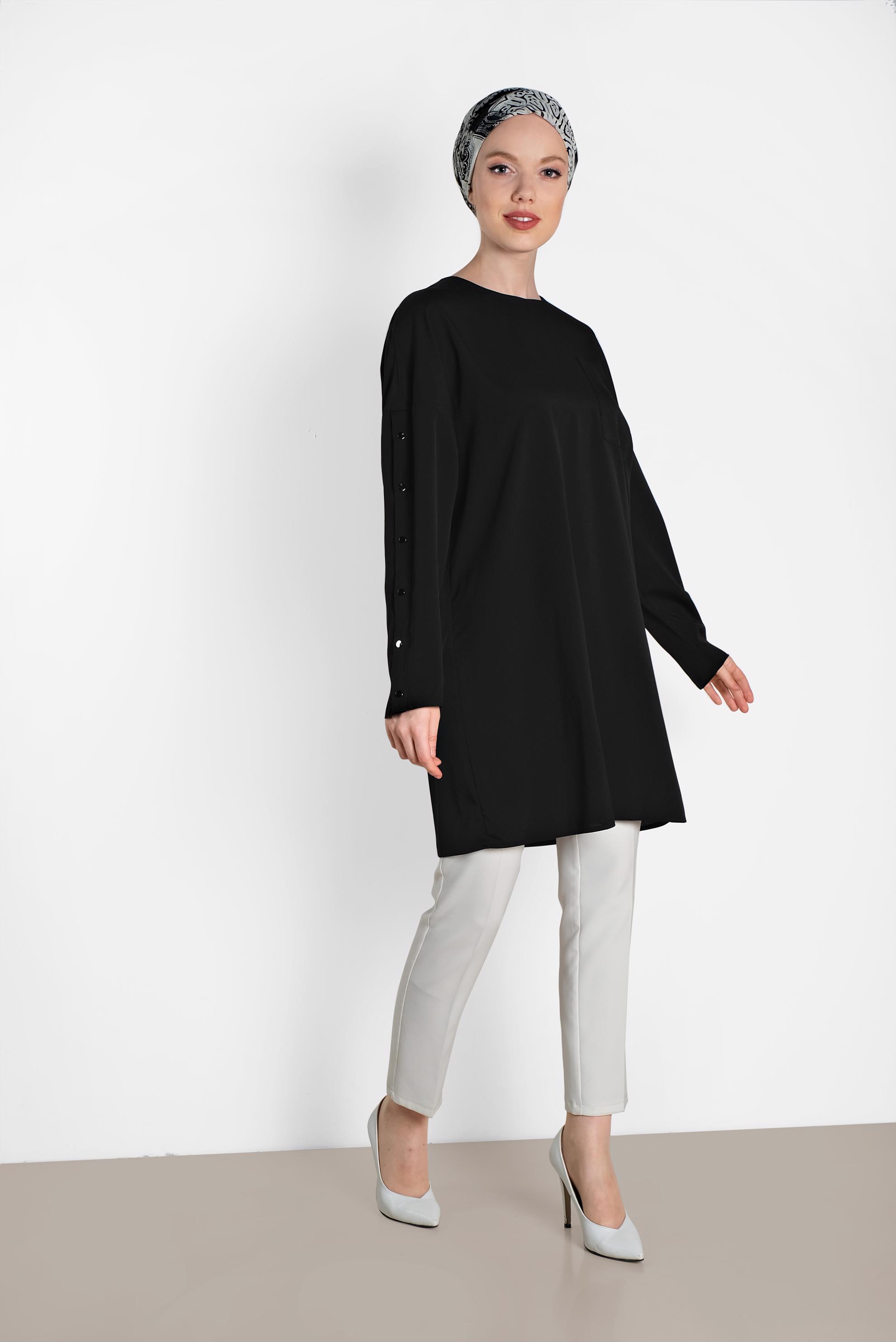 Tesettür giyim SİYAH KOLLARI ÇITÇITLI TUNİK 4415