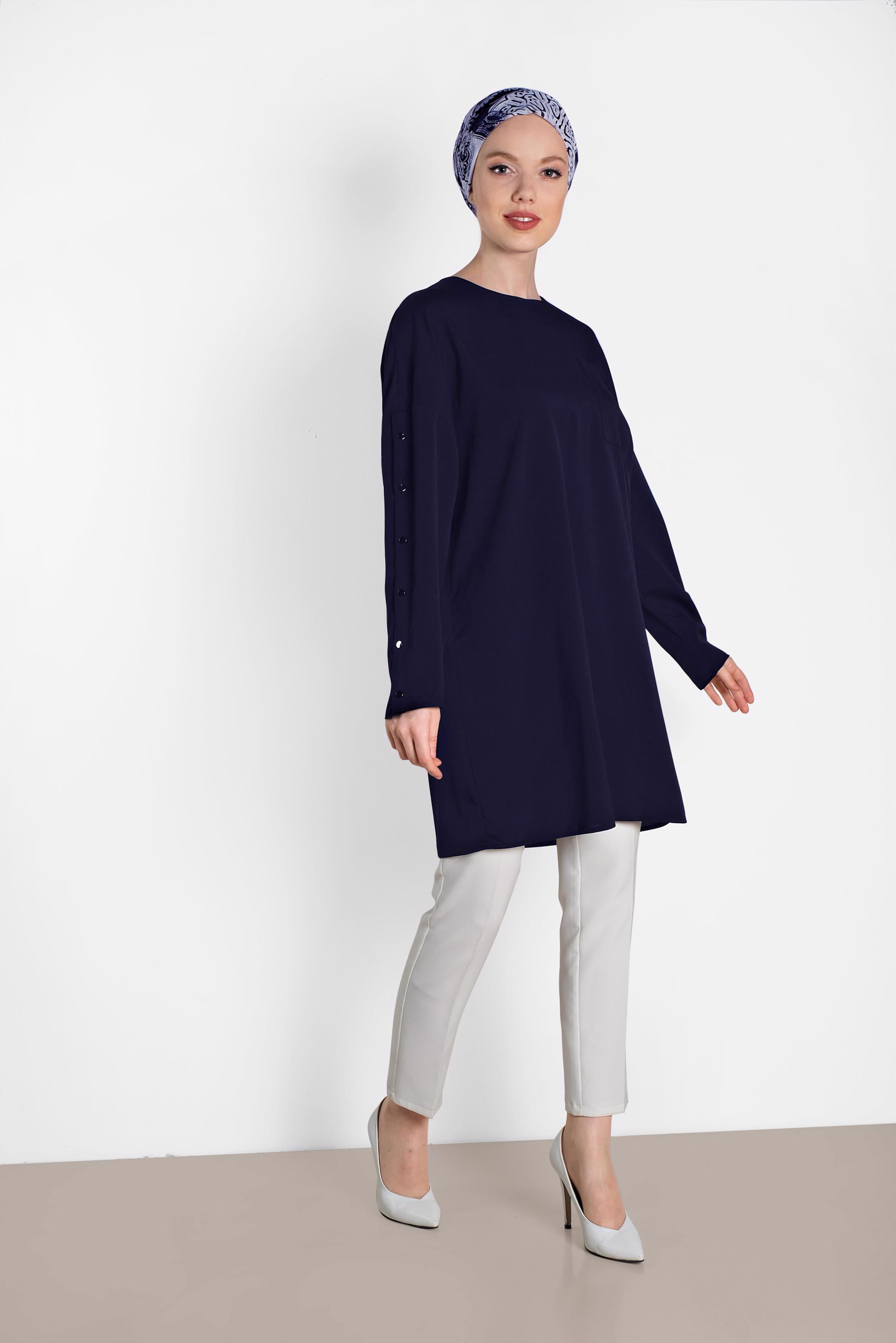 Tesettür giyim LACİVERT KOLLARI ÇITÇITLI TUNİK 4415