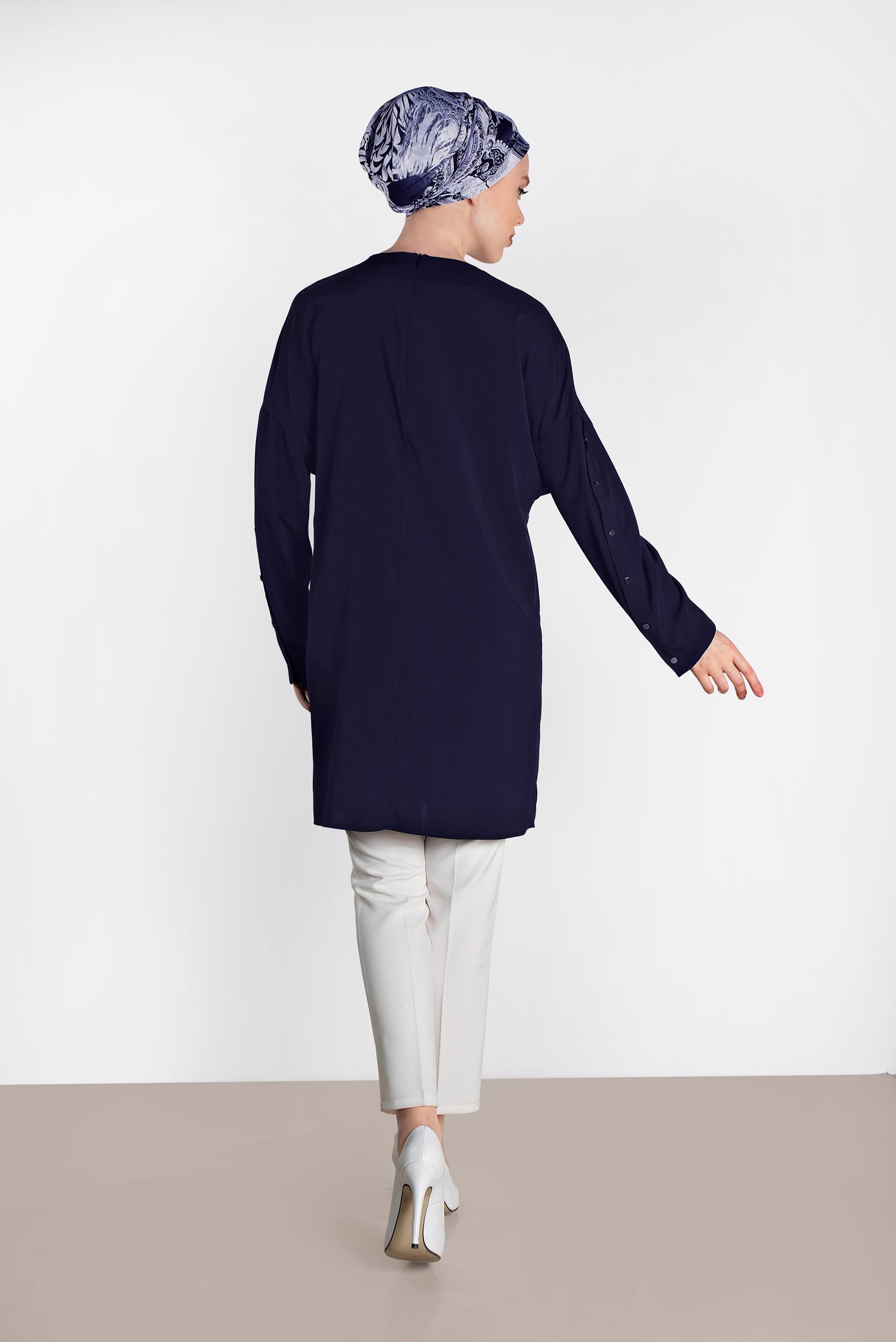 Tesettür giyim LACİVERT KOLLARI ÇITÇITLI TUNİK 4415