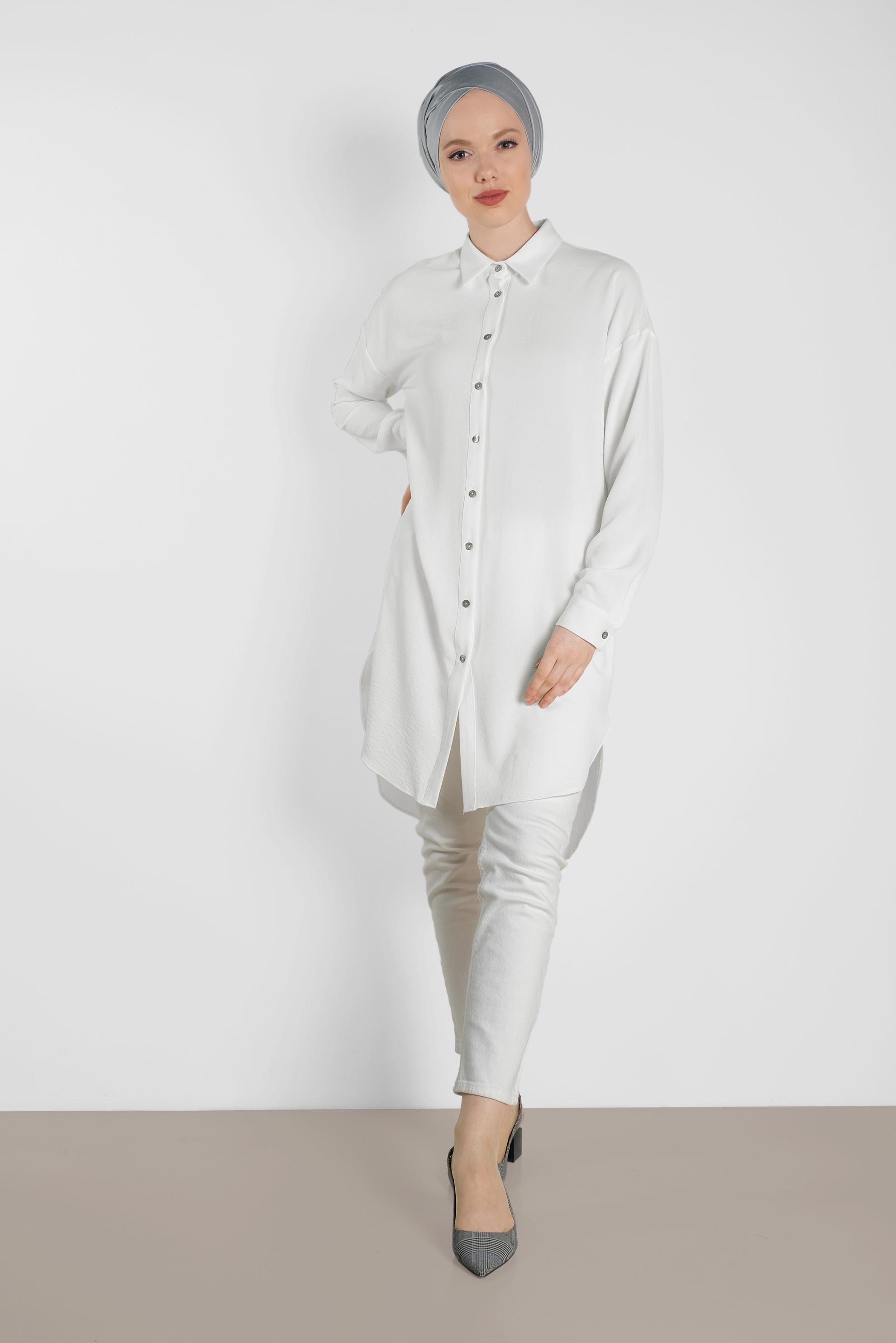 Tesettür giyim BEYAZ YANLARI YIRTMAÇLI TUNİK 4417