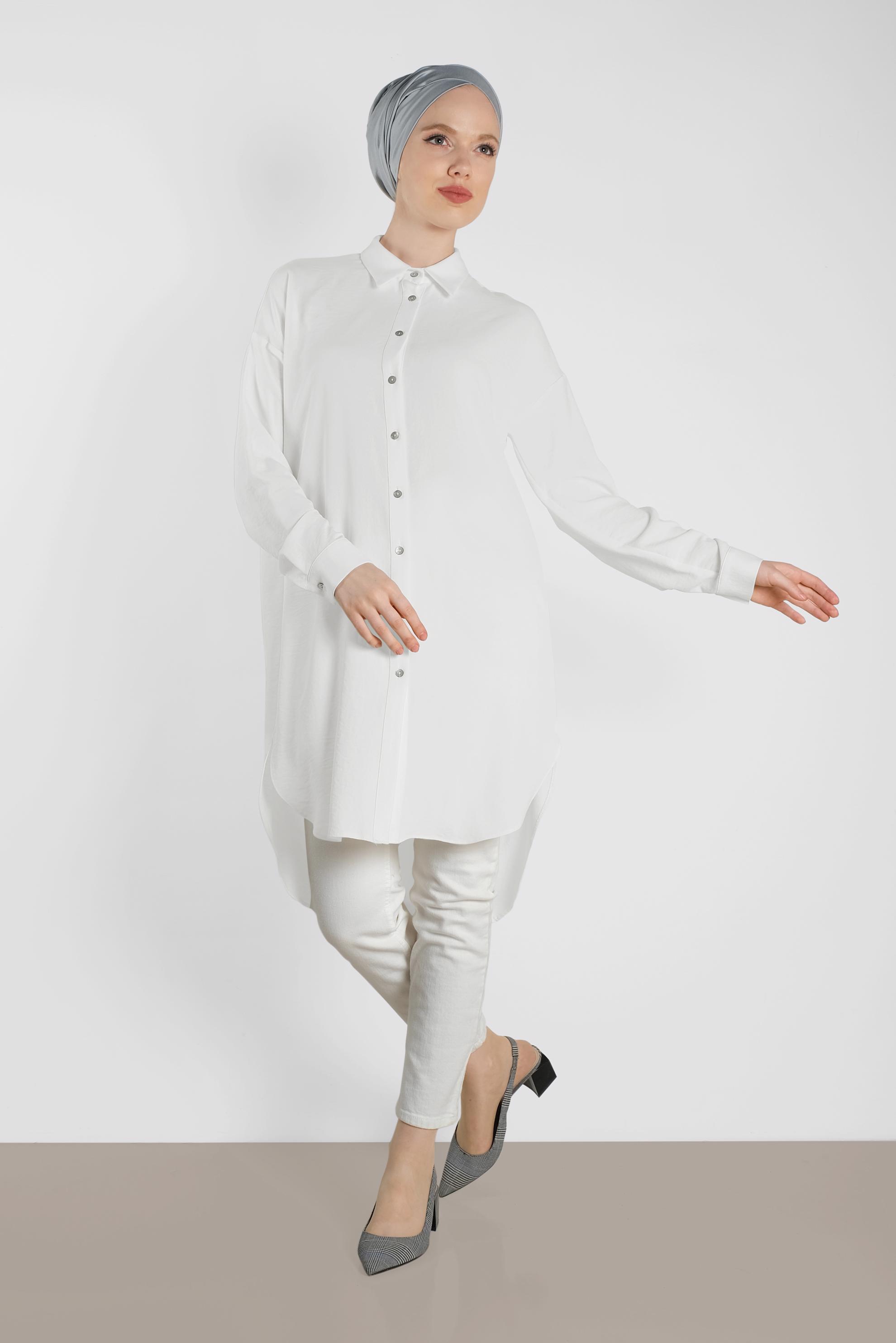 Tesettür giyim BEYAZ YANLARI YIRTMAÇLI TUNİK 4417