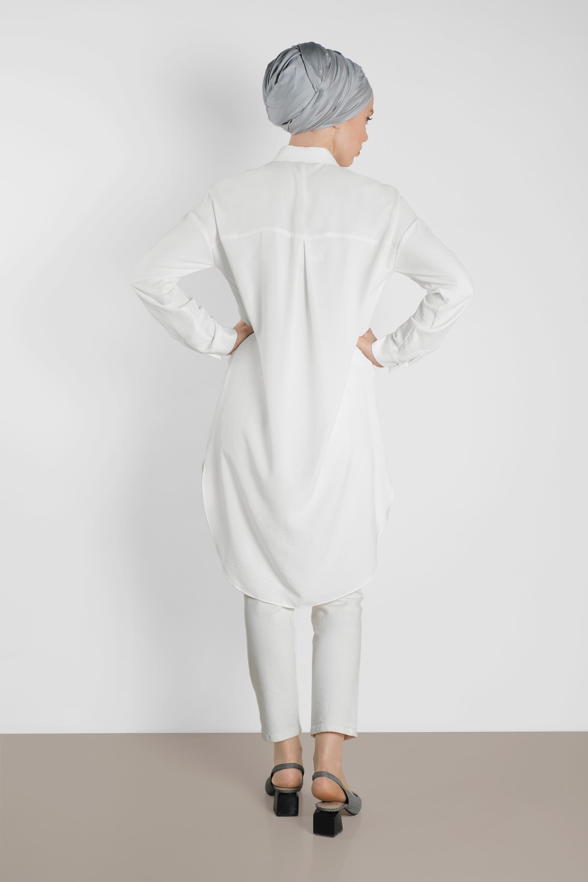 Tesettür giyim BEYAZ YANLARI YIRTMAÇLI TUNİK 4417