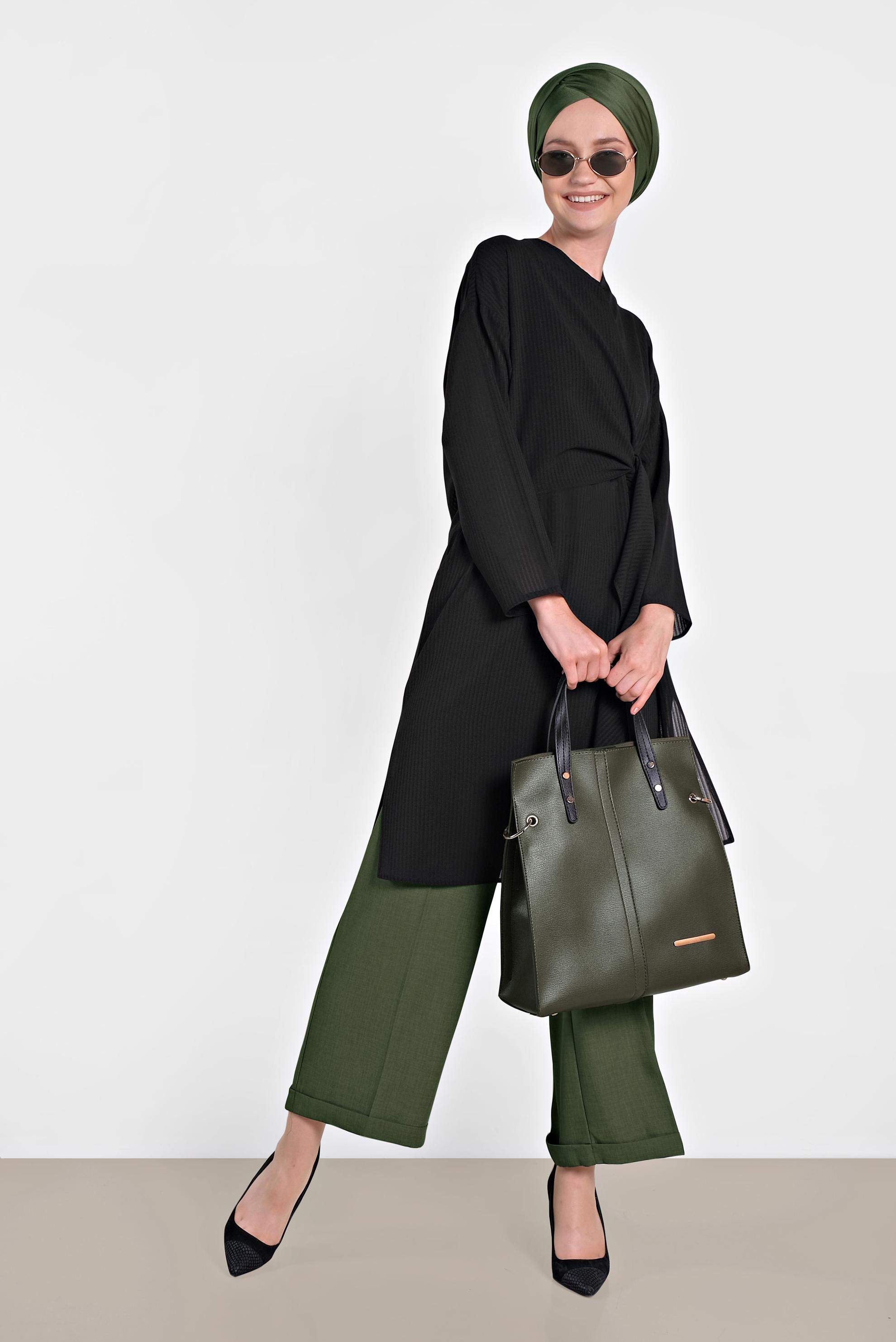 Tesettür giyim SİYAH BAĞLAMA DETAYLI İNCE YAZLIK TUNİK 4436