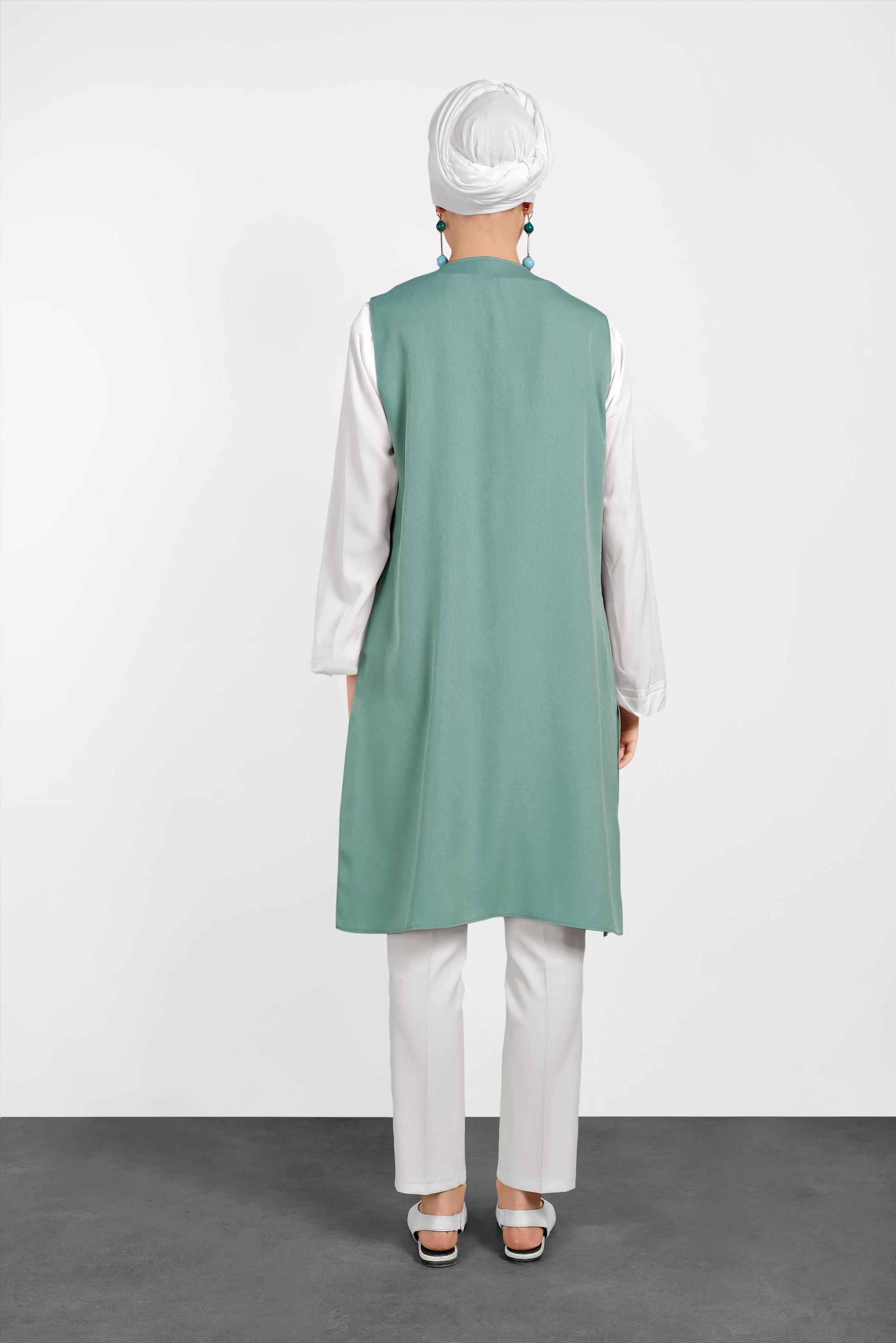 Tesettür giyim YEŞİL İŞLEMELİ İKİLİ TUNİK 4437