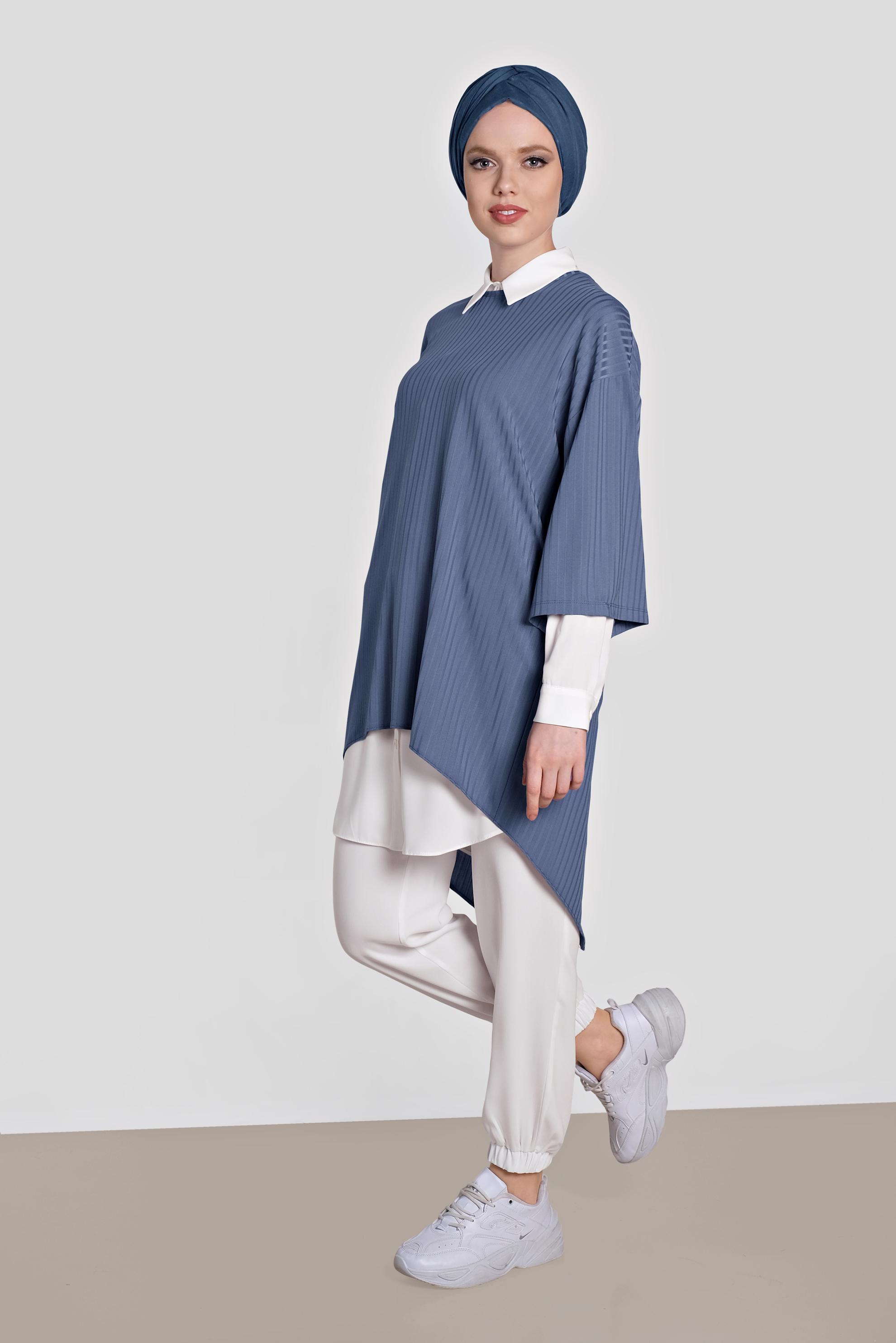 Tesettür giyim LACİVERT ARKASI YIRTMAÇLI İKİLİ TUNİK 4449