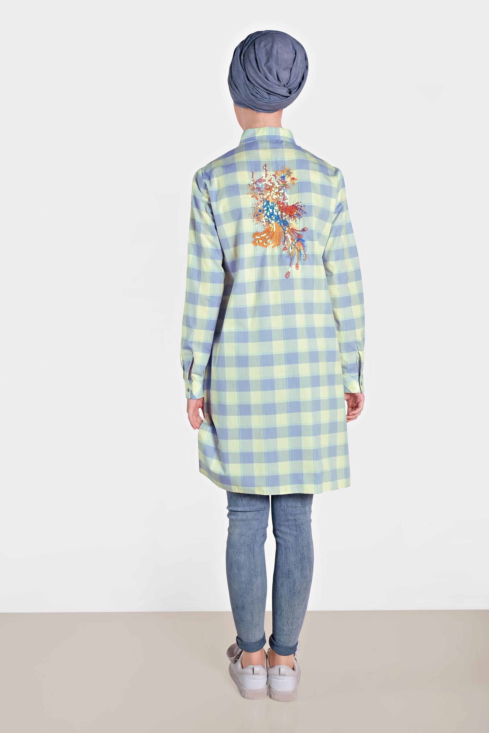 Tesettür giyim MAVİ SIRTI NAKIŞ İŞLEMELİ EKOSE TUNİK 4454