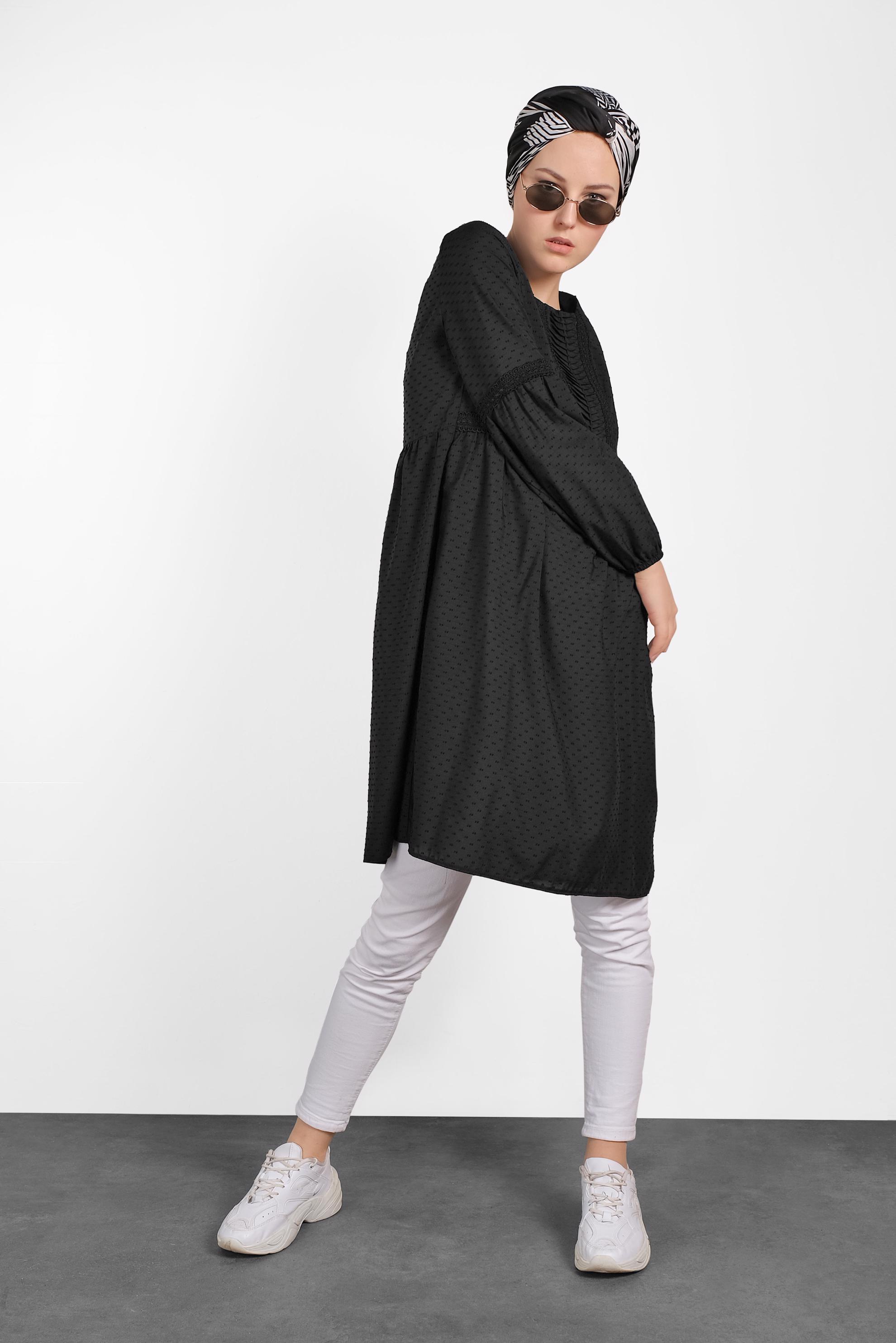 Tesettür giyim SİYAH BİLEKLERİ LASTİKLİ TUNİK 4471