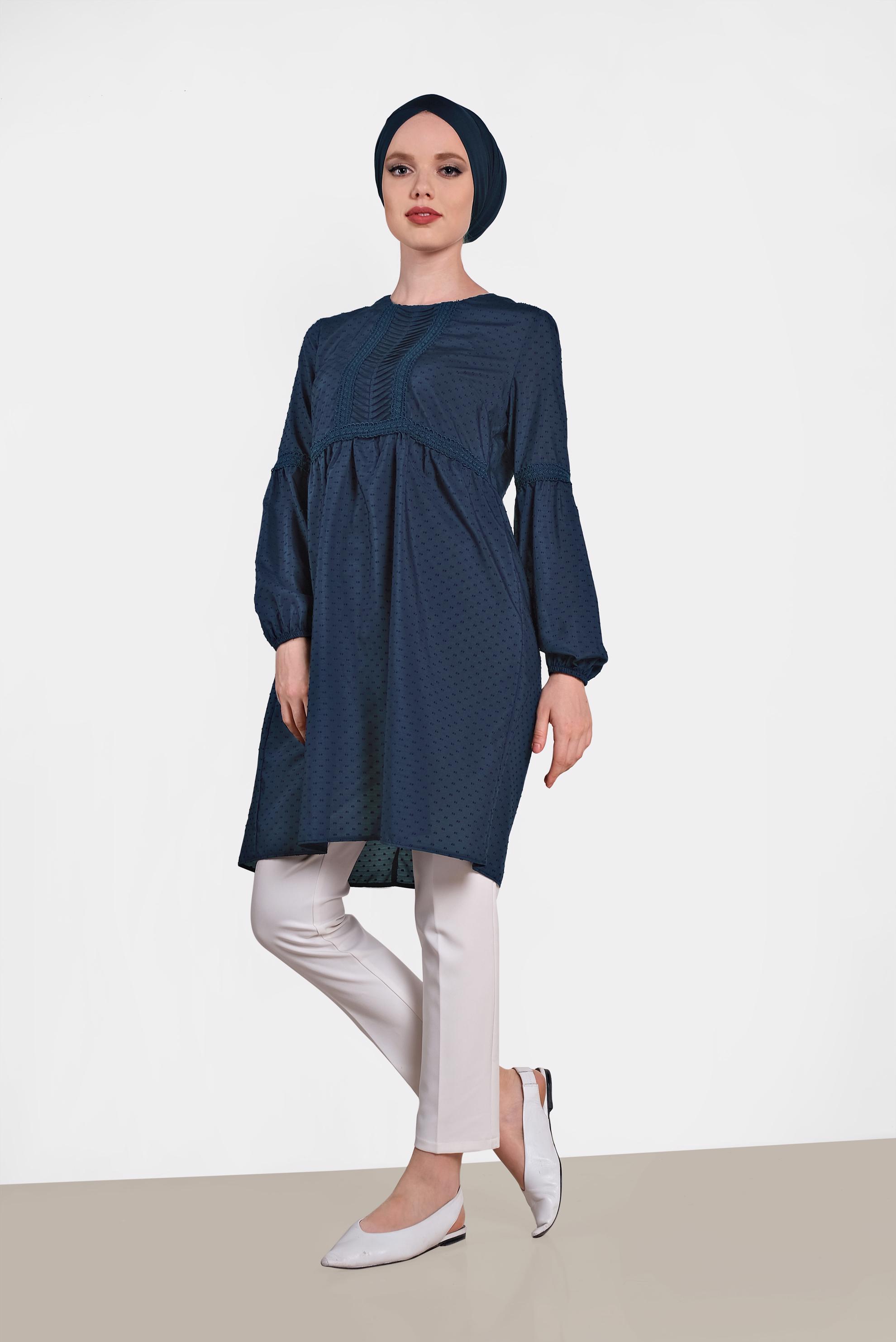 Tesettür giyim LACİVERT BİLEKLERİ LASTİKLİ TUNİK 4471