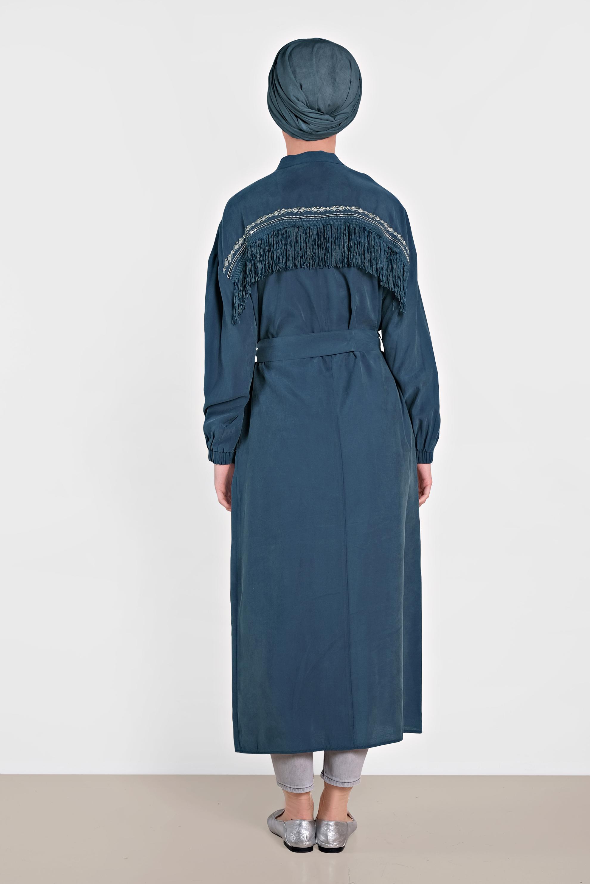 Tesettür giyim LACİVERT SIRTI PÜSKÜL DETAYLI KUŞAKLI TUNİK 4473