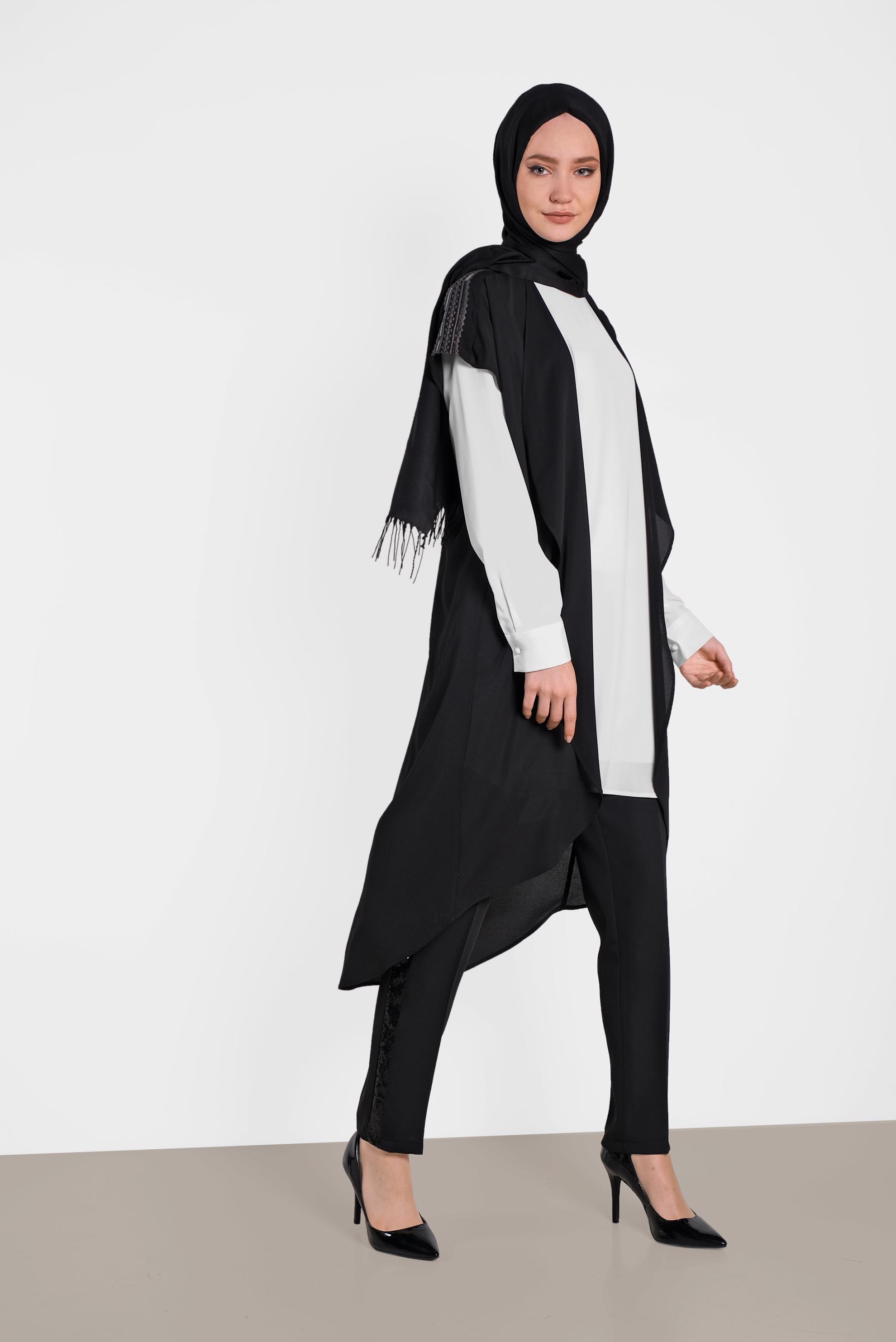 Tesettür giyim SİYAH OMUZ KISMI İŞLEMELİ İKİLİ TUNİK 4475