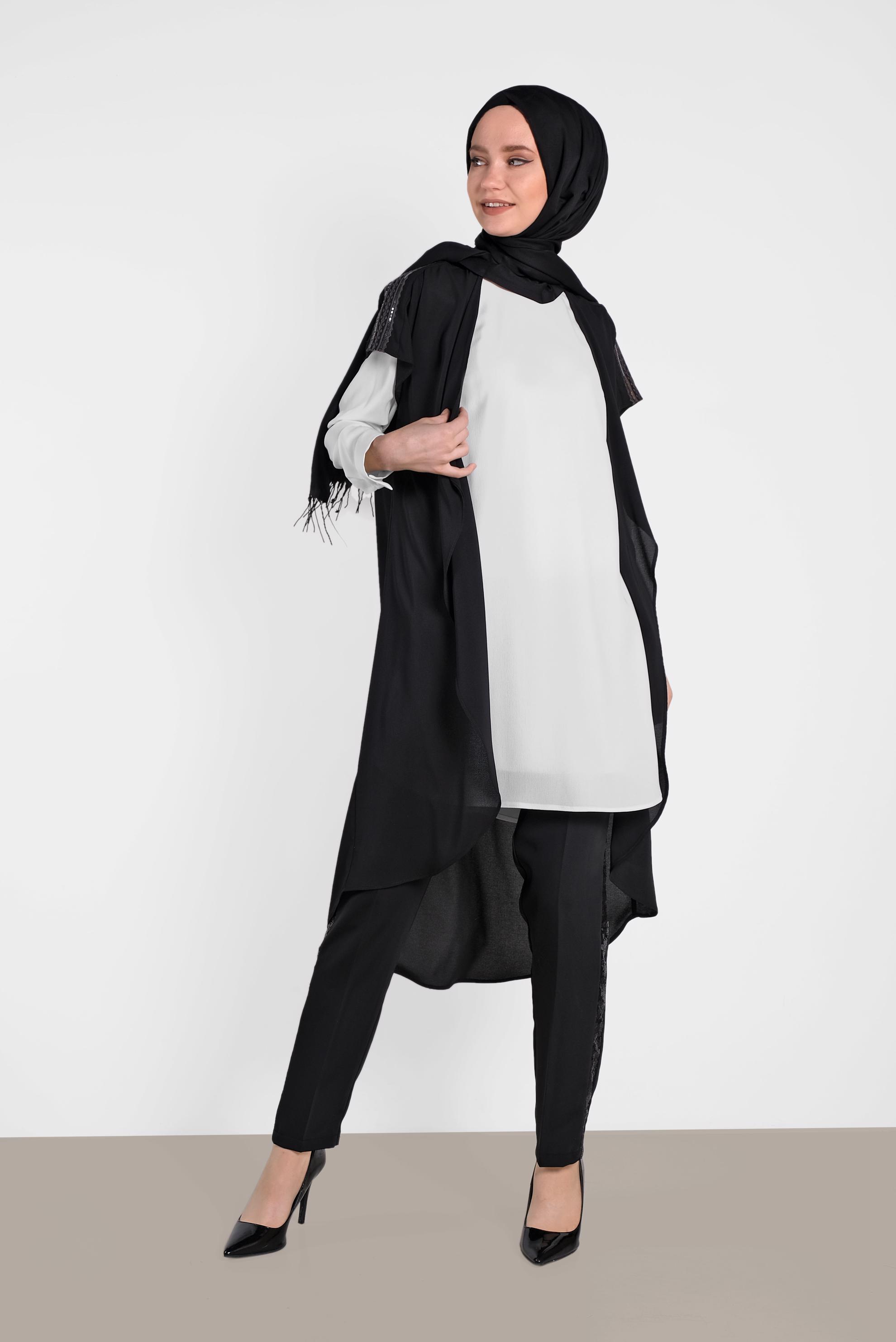 Tesettür giyim SİYAH OMUZ KISMI İŞLEMELİ İKİLİ TUNİK 4475