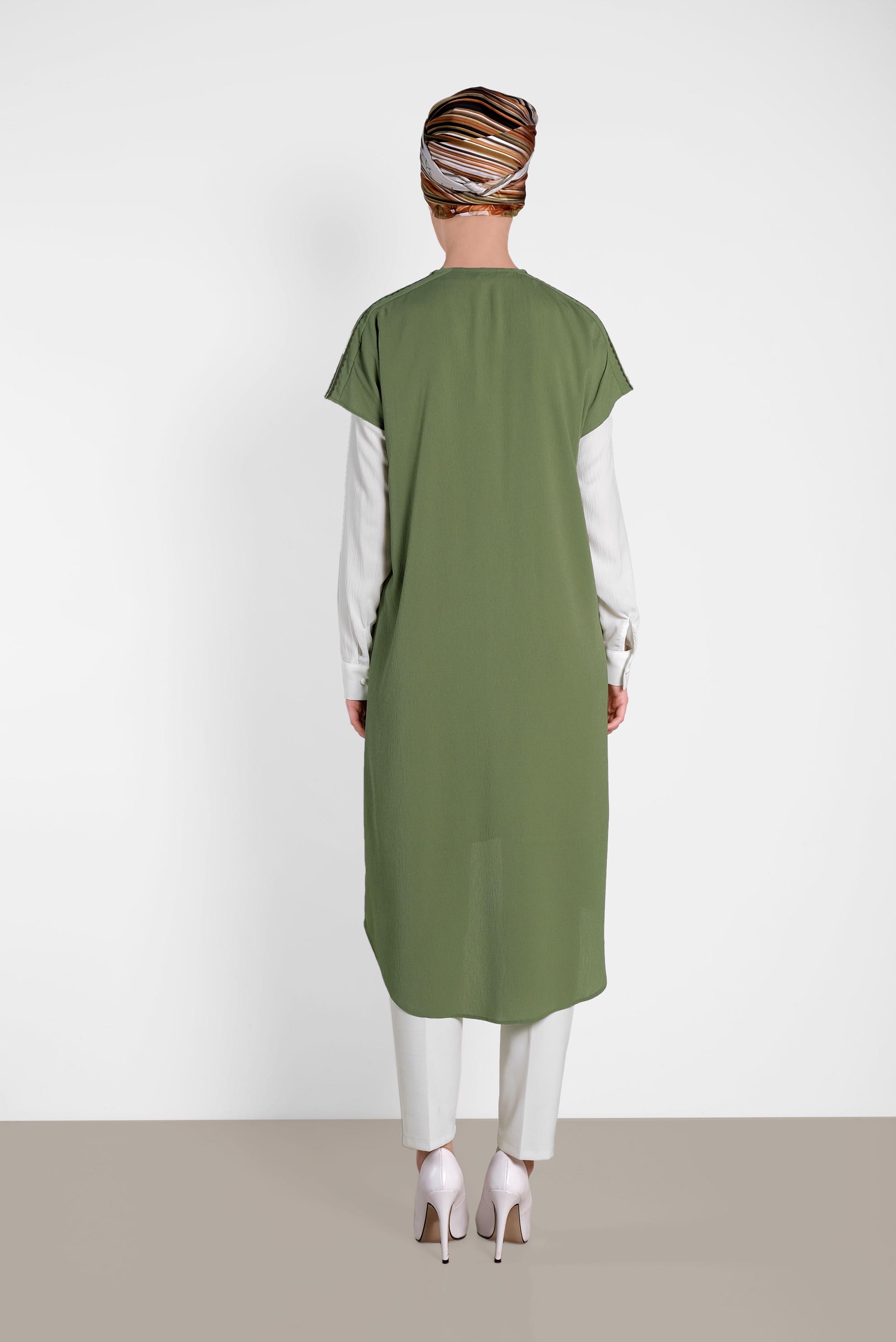 Tesettür giyim HAKİ OMUZ KISMI İŞLEMELİ İKİLİ TUNİK 4475