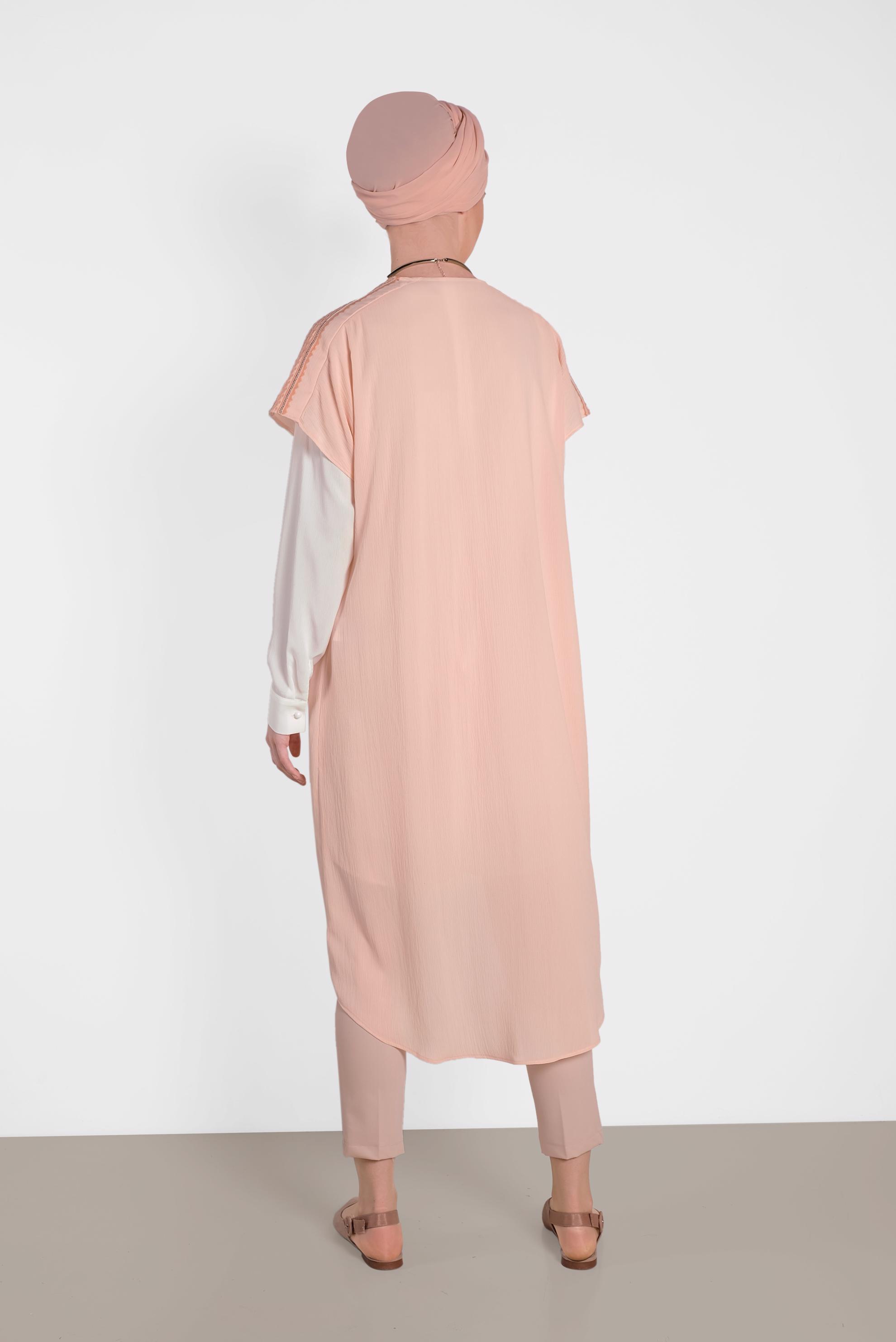 Tesettür giyim PUDRA OMUZ KISMI İŞLEMELİ İKİLİ TUNİK 4475