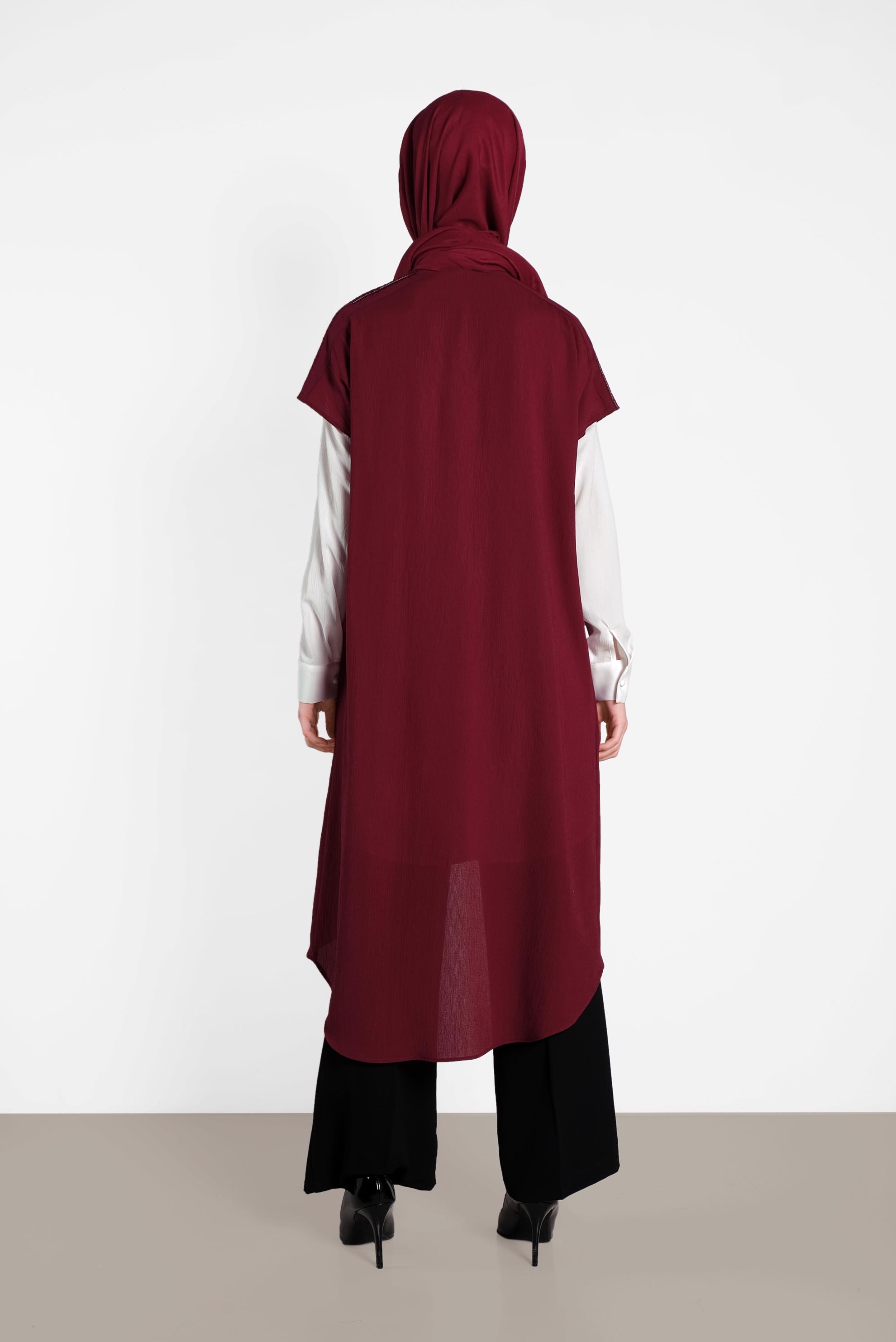 Tesettür giyim KIRMIZI OMUZ KISMI İŞLEMELİ İKİLİ TUNİK 4475