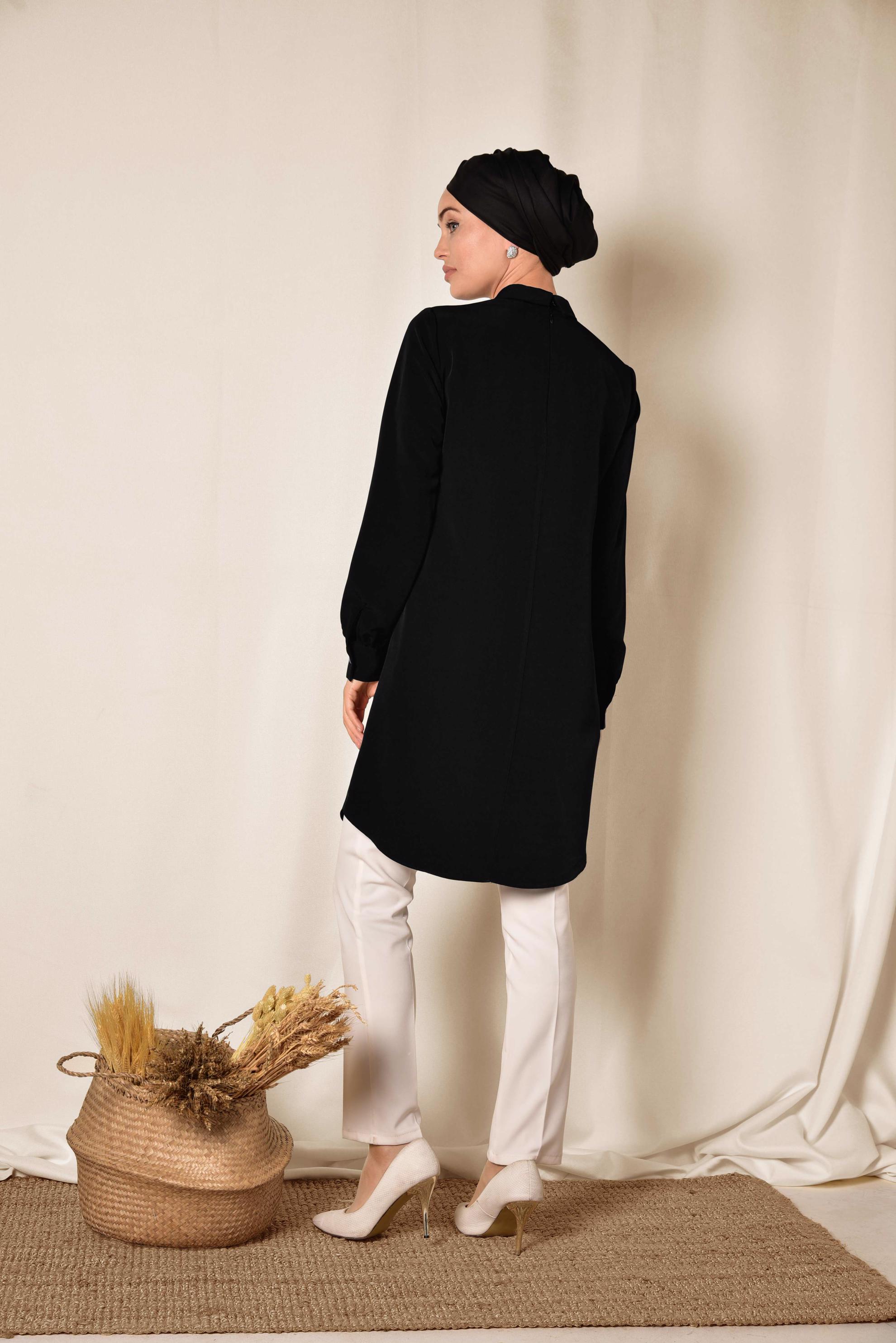 Tesettür giyim SİYAH ARKADAN FERMUARLI TUNİK 4863