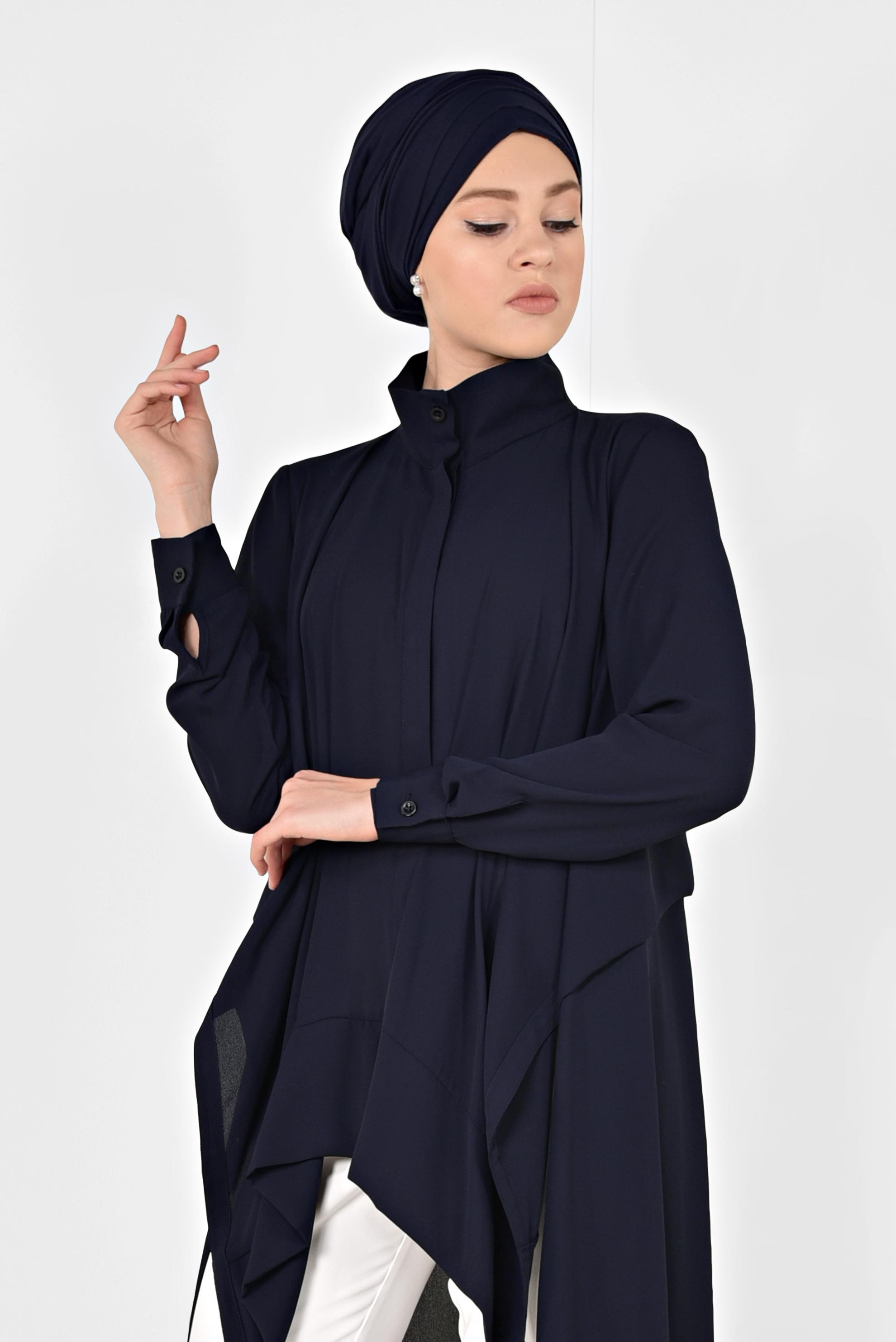 Tesettür giyim LACİVERT VOLANLI ÖNÜ KISA ARKASI UZUN TUNİK 4874