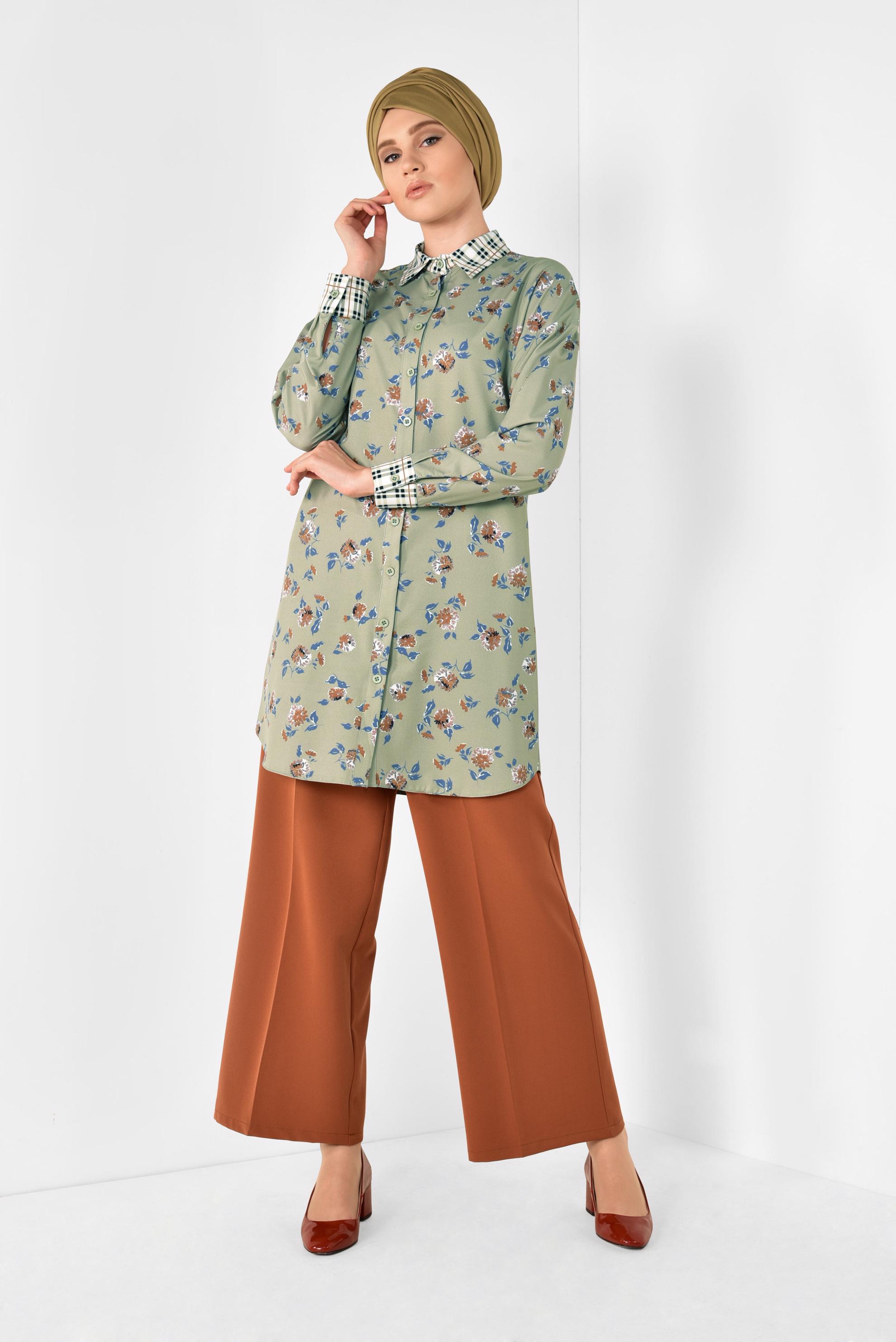 Tesettür giyim YEŞİL YAKASI VE MANŞETLERİ EKOSELİ TUNİK 4909