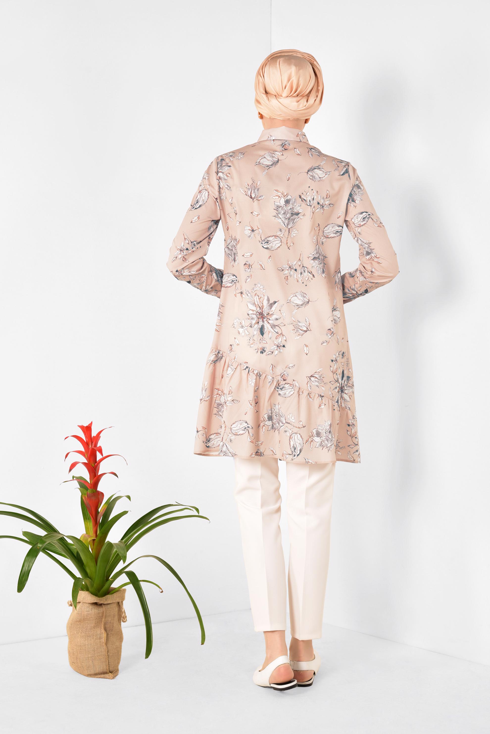 Tesettür giyim PUDRA ÖNDEN DÜĞMELİ ÇİÇEKLİ TUNİK 4911