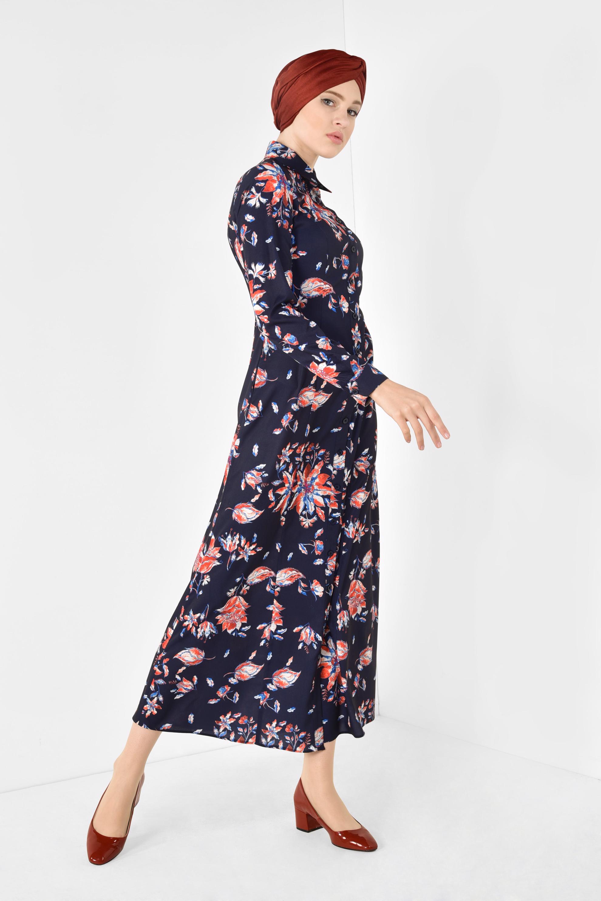 Tesettür giyim LACİVERT FLORAL DESENLİ UZUN TUNİK 4940