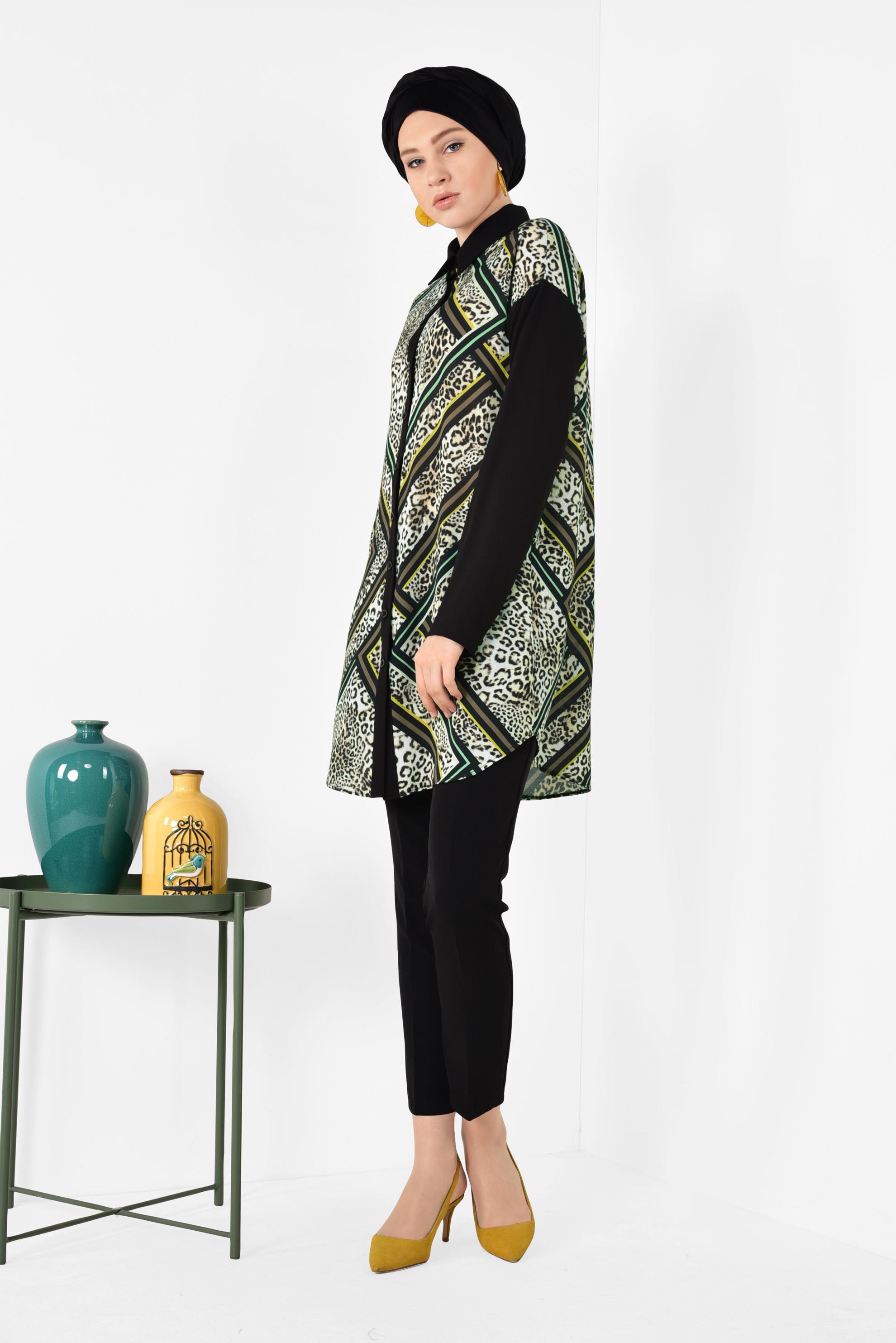 Tesettür giyim HAKİ DESENLİ DÜĞMELİ TUNİK 4964