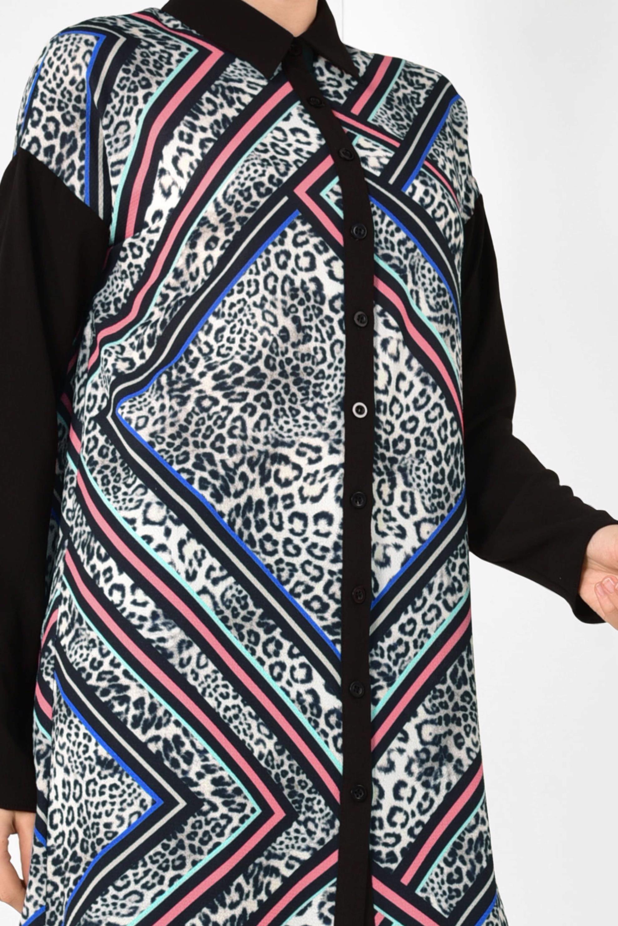 Tesettür giyim GRİ DESENLİ DÜĞMELİ TUNİK 4964