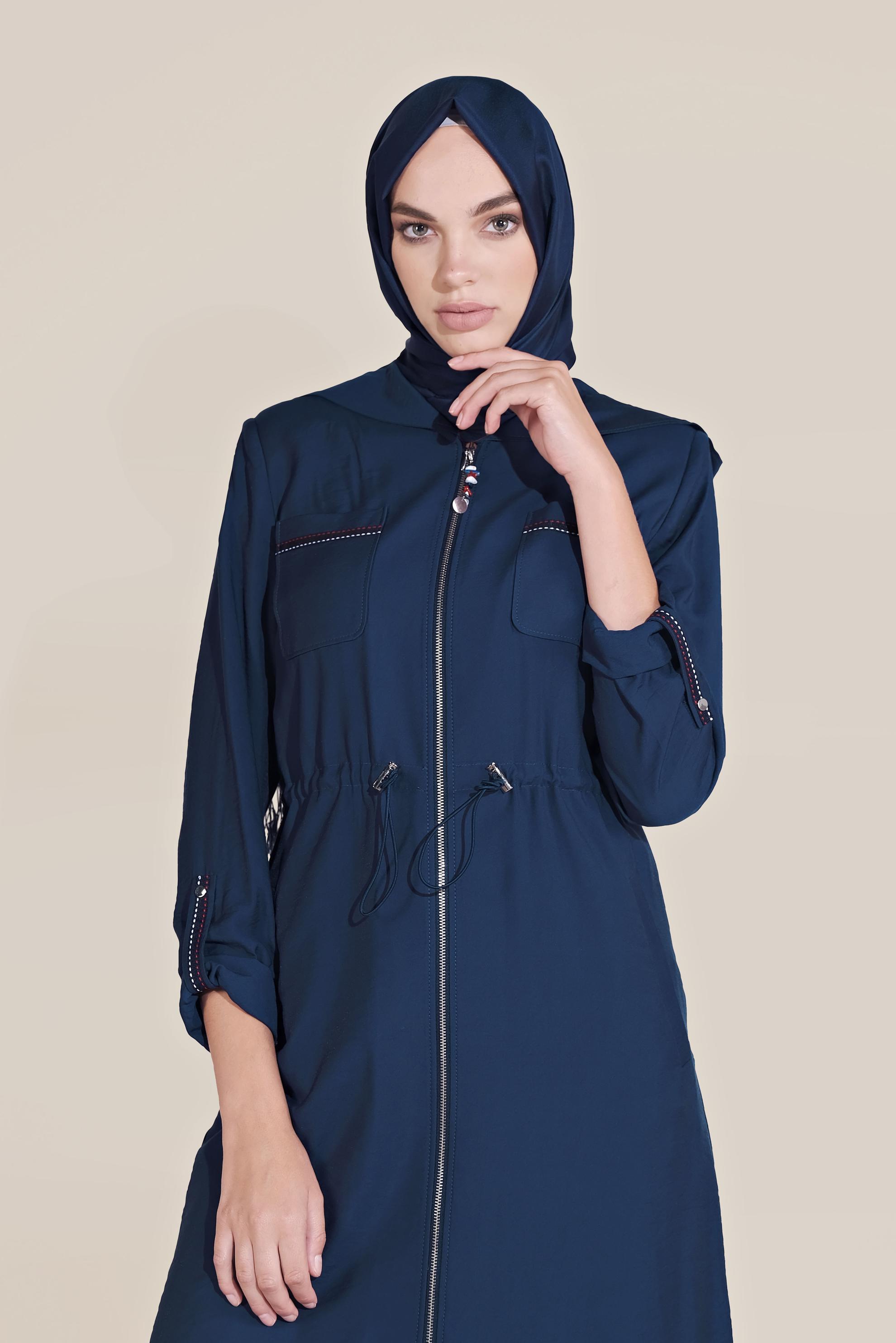 Tesettür giyim LACİVERT BELİ LASTİKLİ YIRTMACI DÜĞMELİ TRENÇKOT 10172