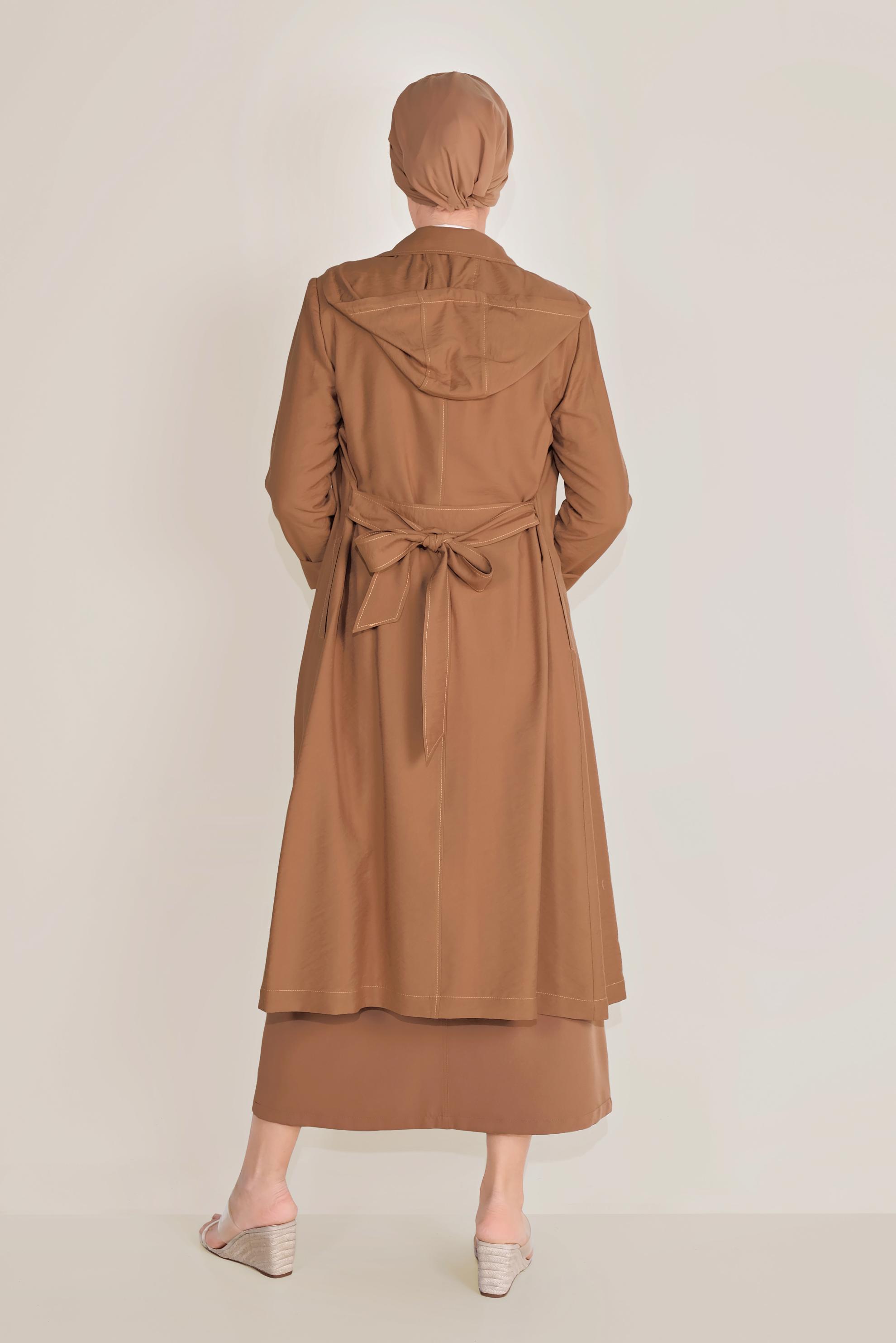 Tesettür giyim KAHVE KAPÜŞONLU KUŞAKLI TRENÇKOT 10175