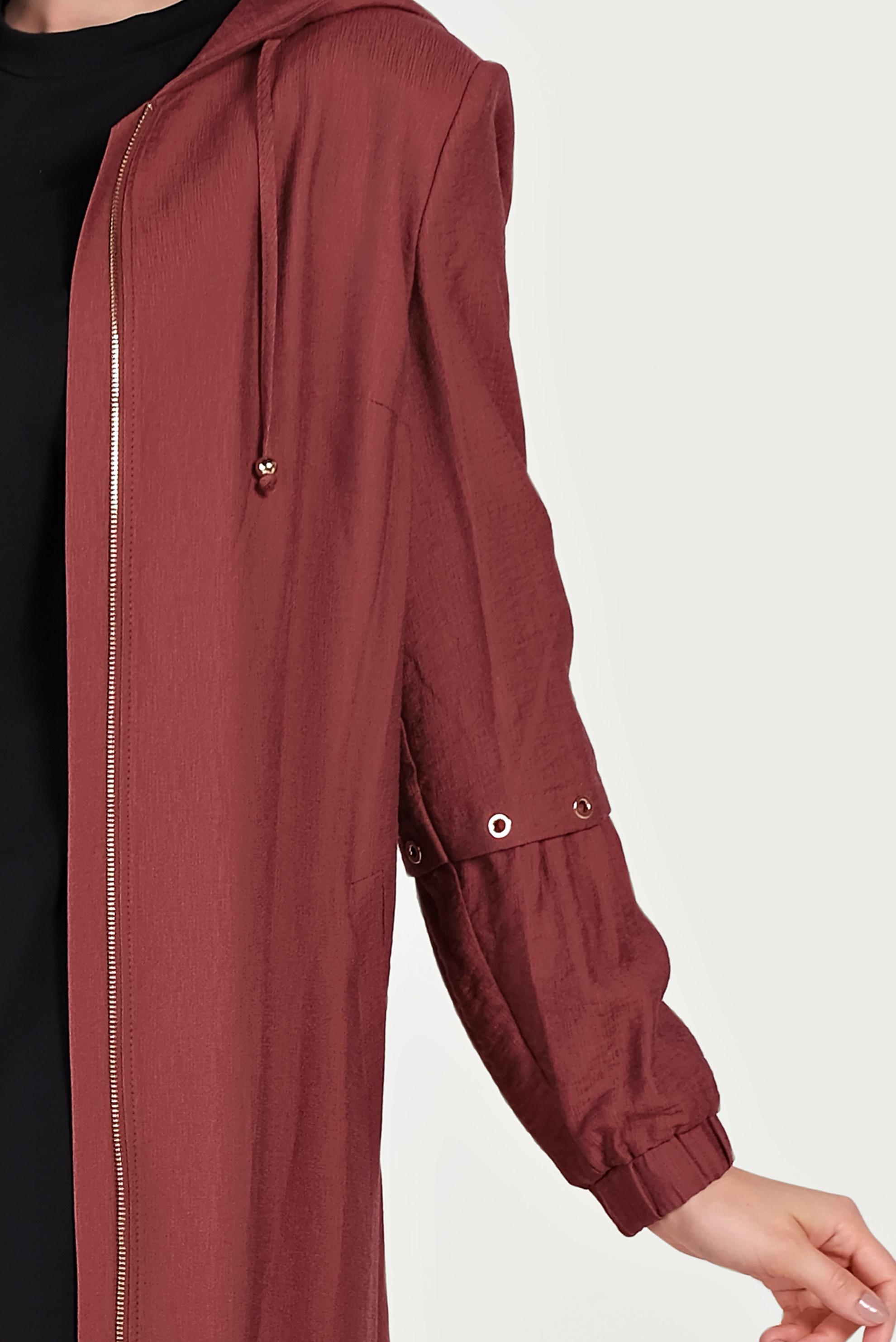 Tesettür giyim BORDO FERMUARLI KAPÜŞONLU TRENÇKOT 10181