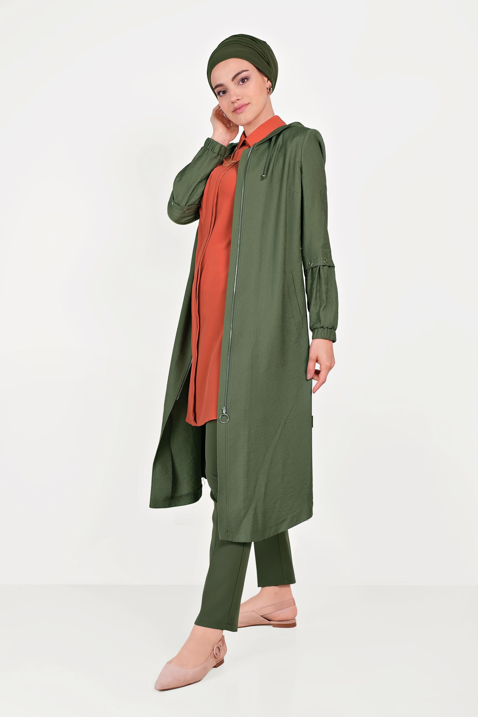 Tesettür giyim HAKİ FERMUARLI KAPÜŞONLU TRENÇKOT 10181