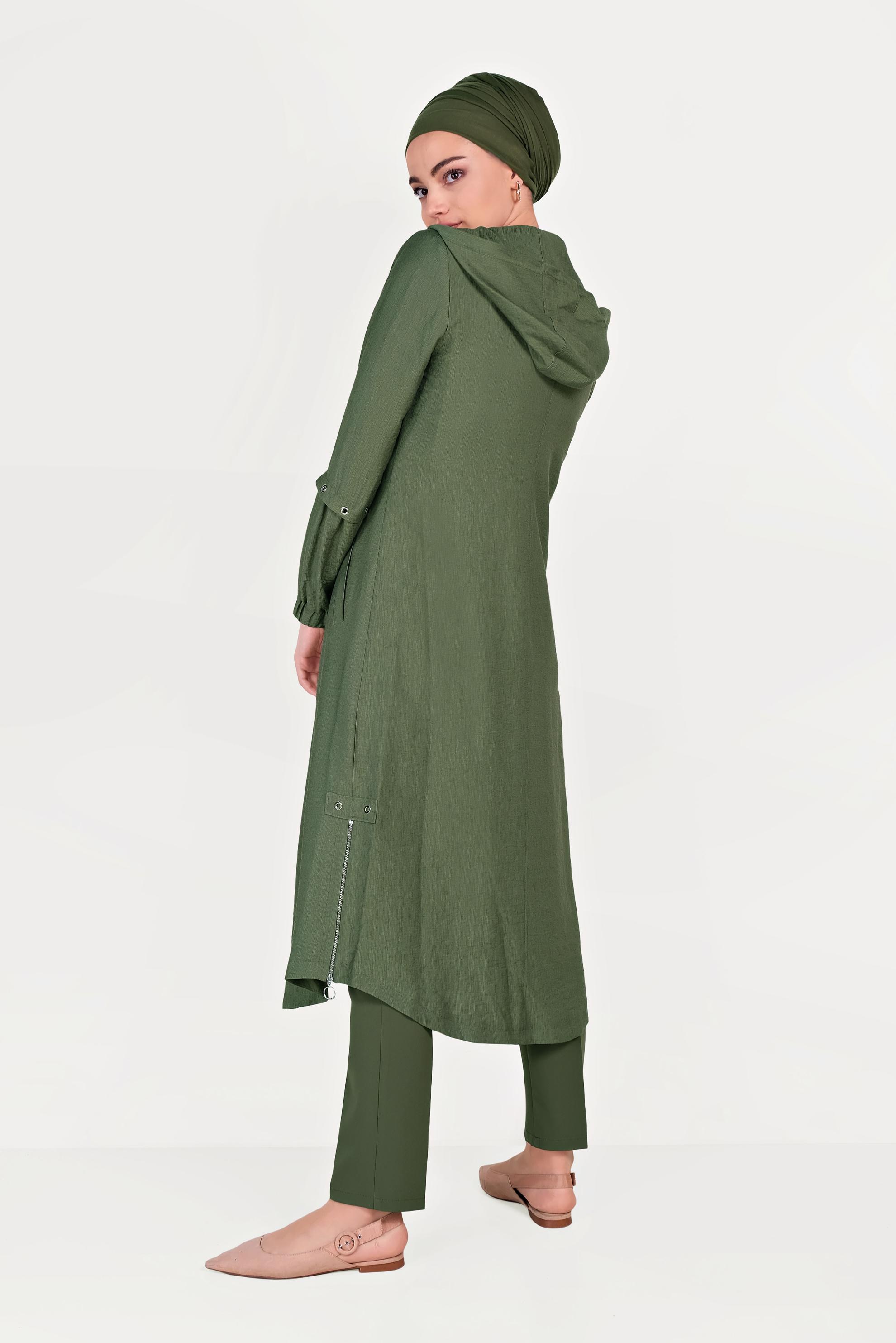 Tesettür giyim HAKİ FERMUARLI KAPÜŞONLU TRENÇKOT 10181