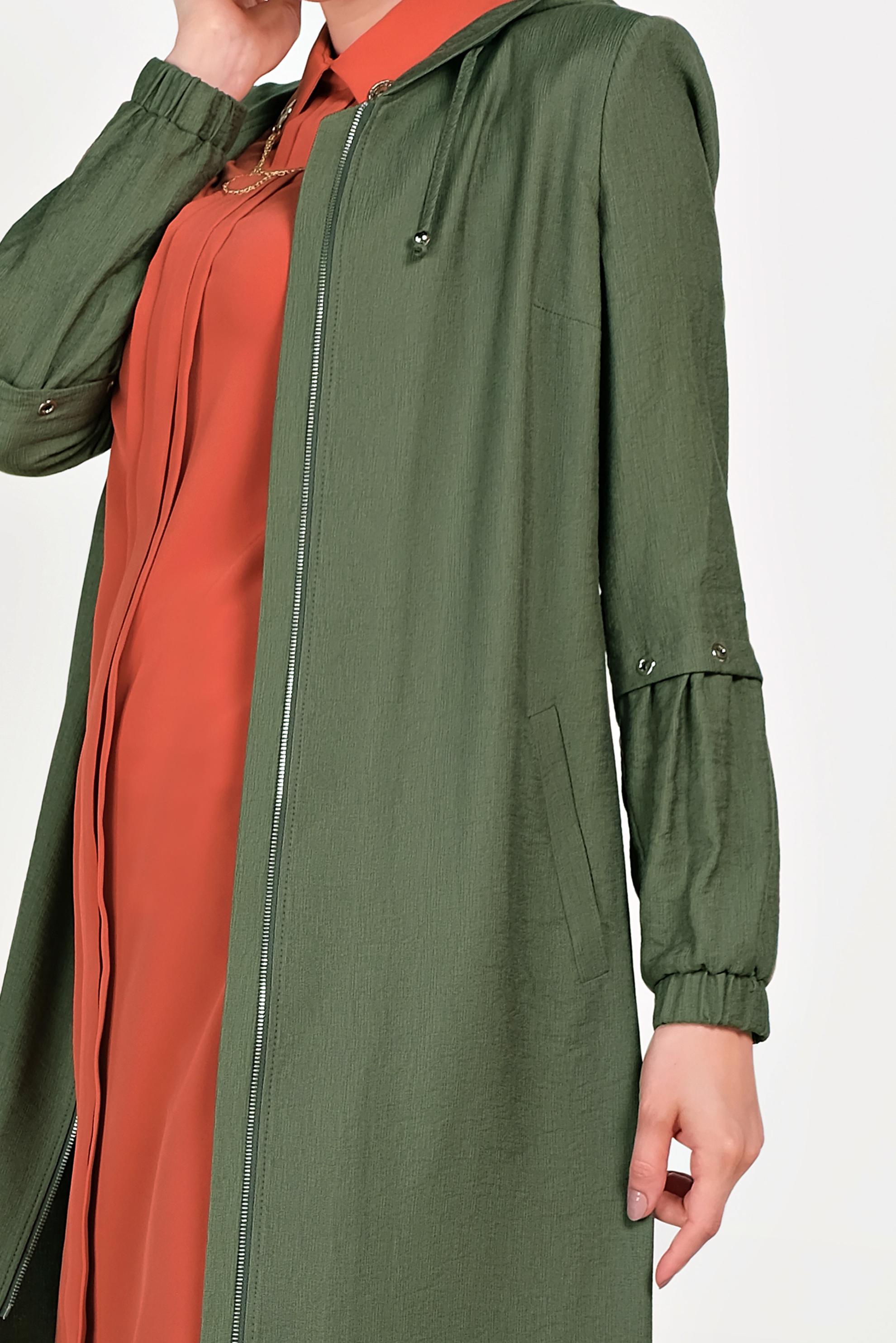 Tesettür giyim HAKİ FERMUARLI KAPÜŞONLU TRENÇKOT 10181