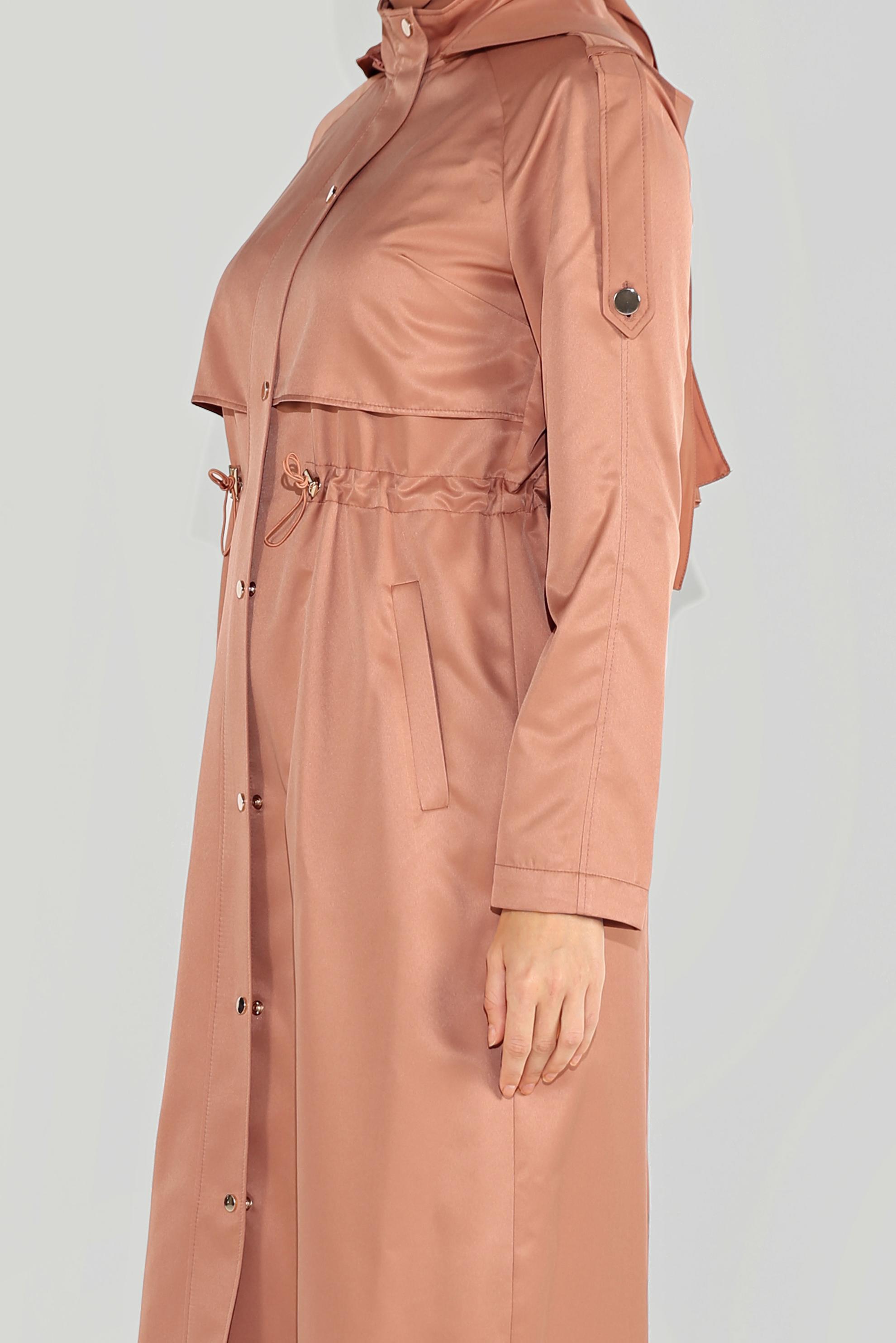 Tesettür giyim PEMBE BELİ BÜZGÜ BAĞCIKLI KAPÜŞONLU TRENÇKOT 10190