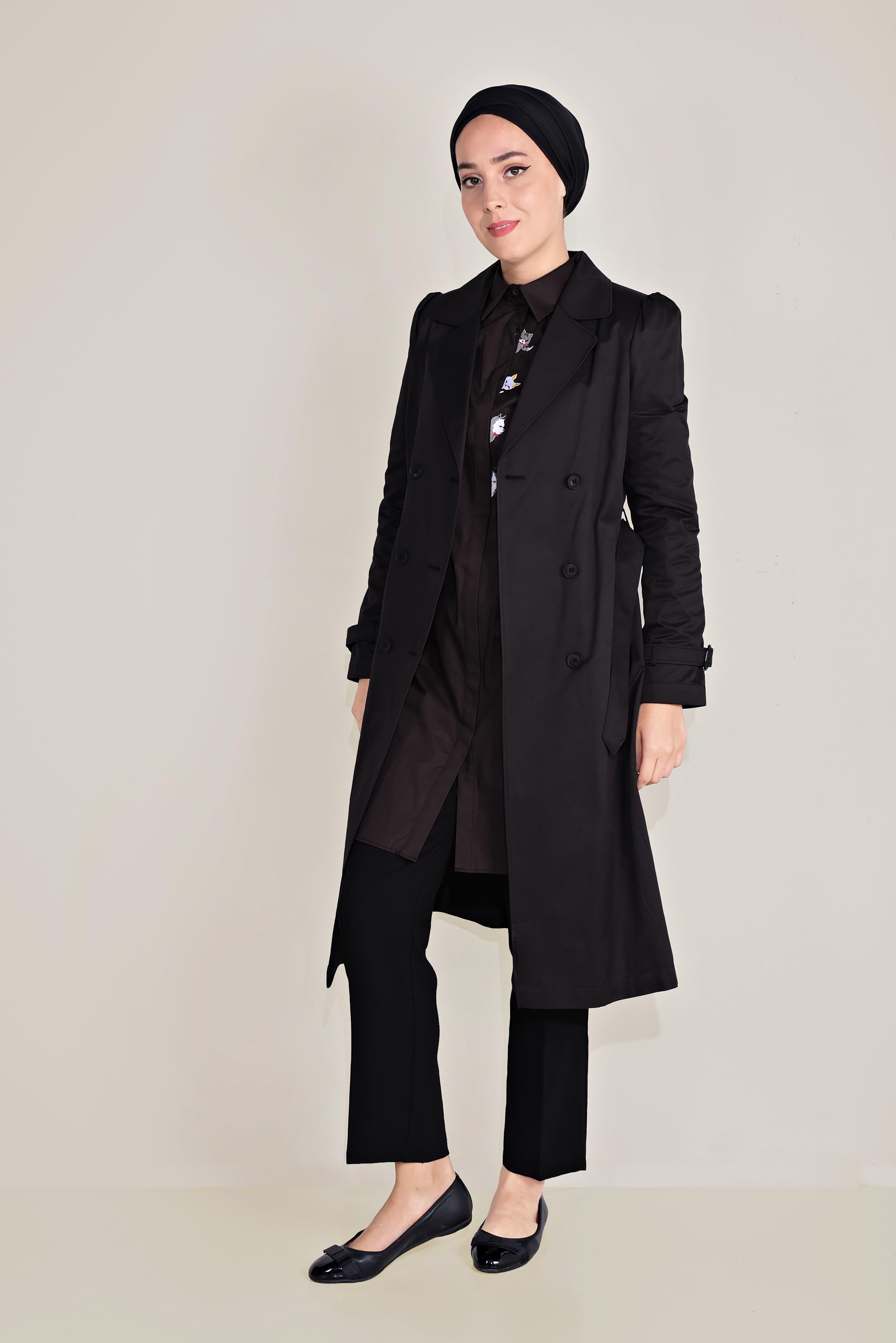 Tesettür giyim SİYAH ARKASI DÜĞMELİ TRENÇKOT 10220 