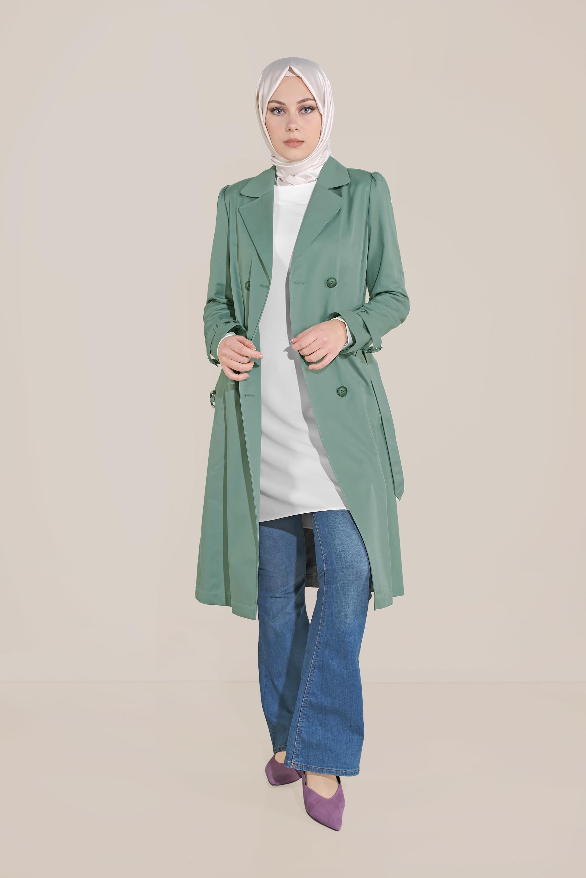 Tesettür giyim YEŞİL ARKASI DÜĞMELİ TRENÇKOT 10220 
