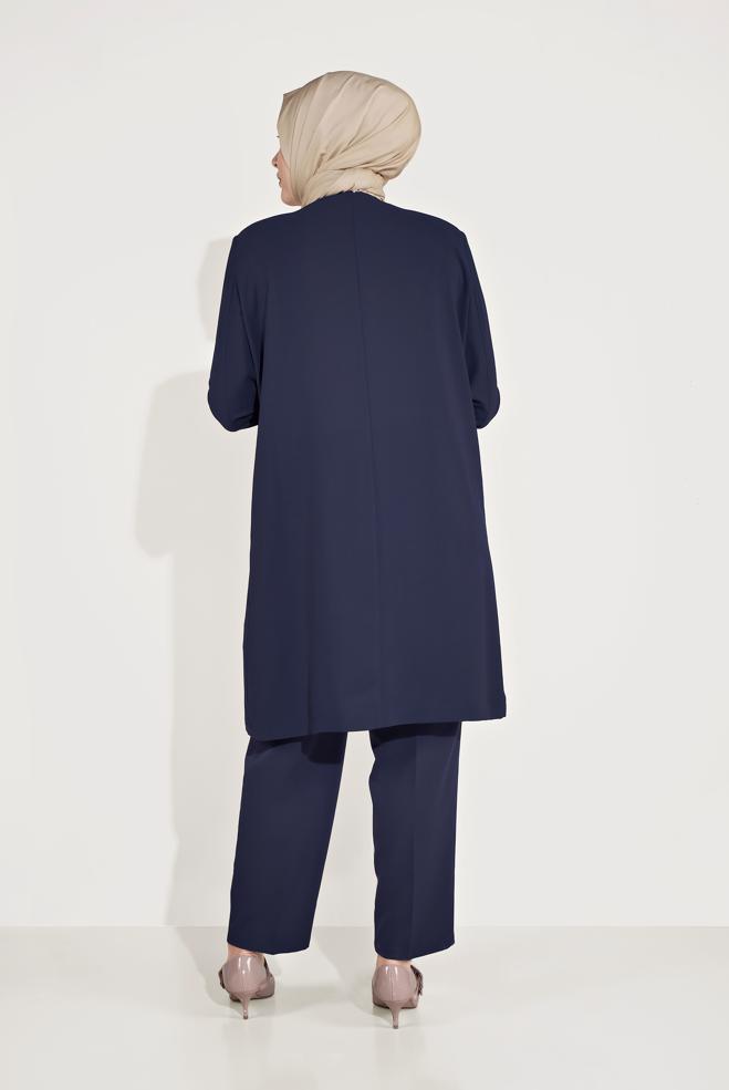 Tesettür giyim LACİVERT NAKIŞ DETAYLI DÜĞMELİ TRENÇKOT 10234 - ALVİNA