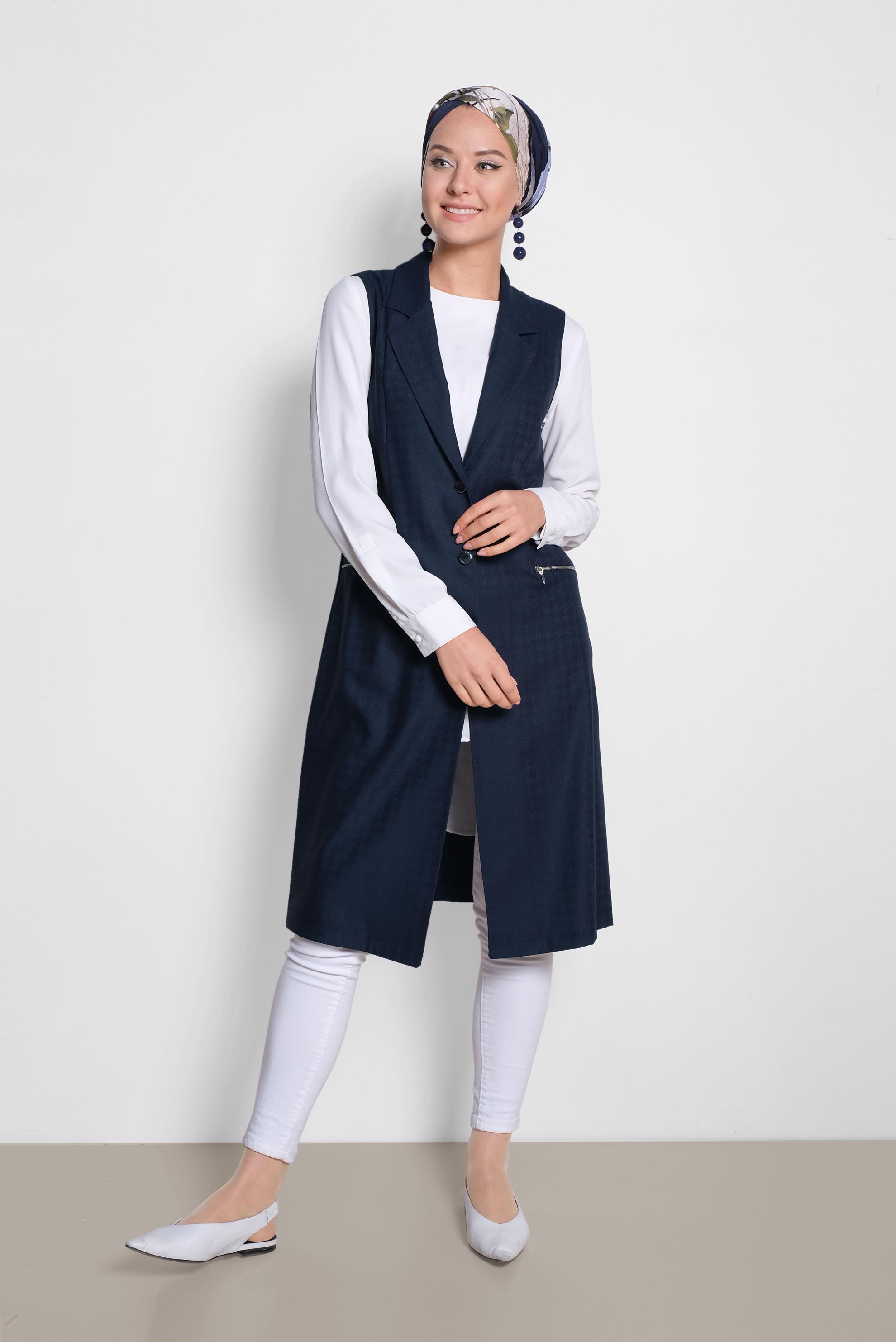 Tesettür giyim LACİVERT DÜĞMELİ YELEK 4020