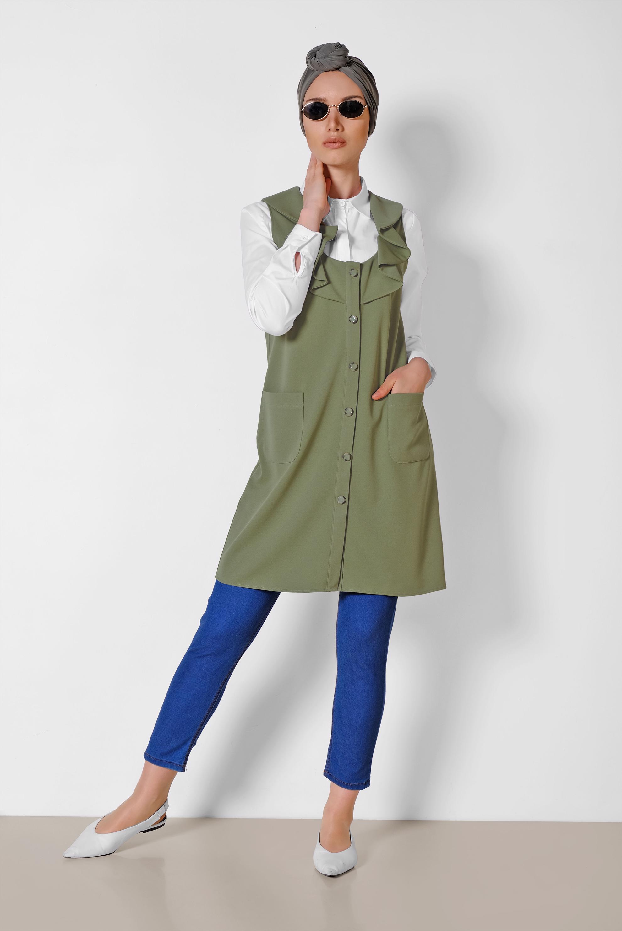 Tesettür giyim HAKİ YAKASI FIRFIRLI ÖNDEN DÜĞMELİ YELEK 4184