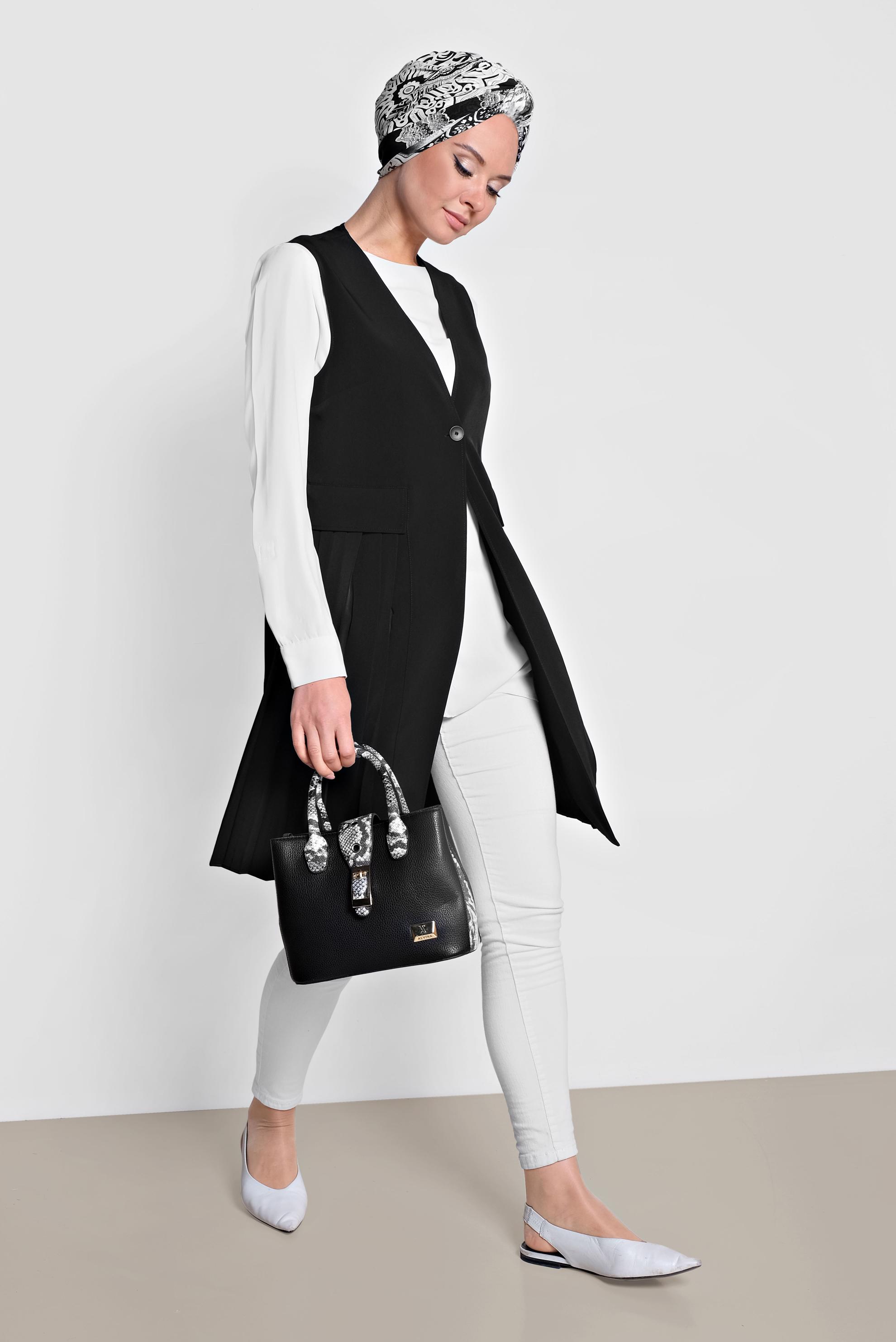 Tesettür giyim SİYAH PİLİSELİ YELEK 4244