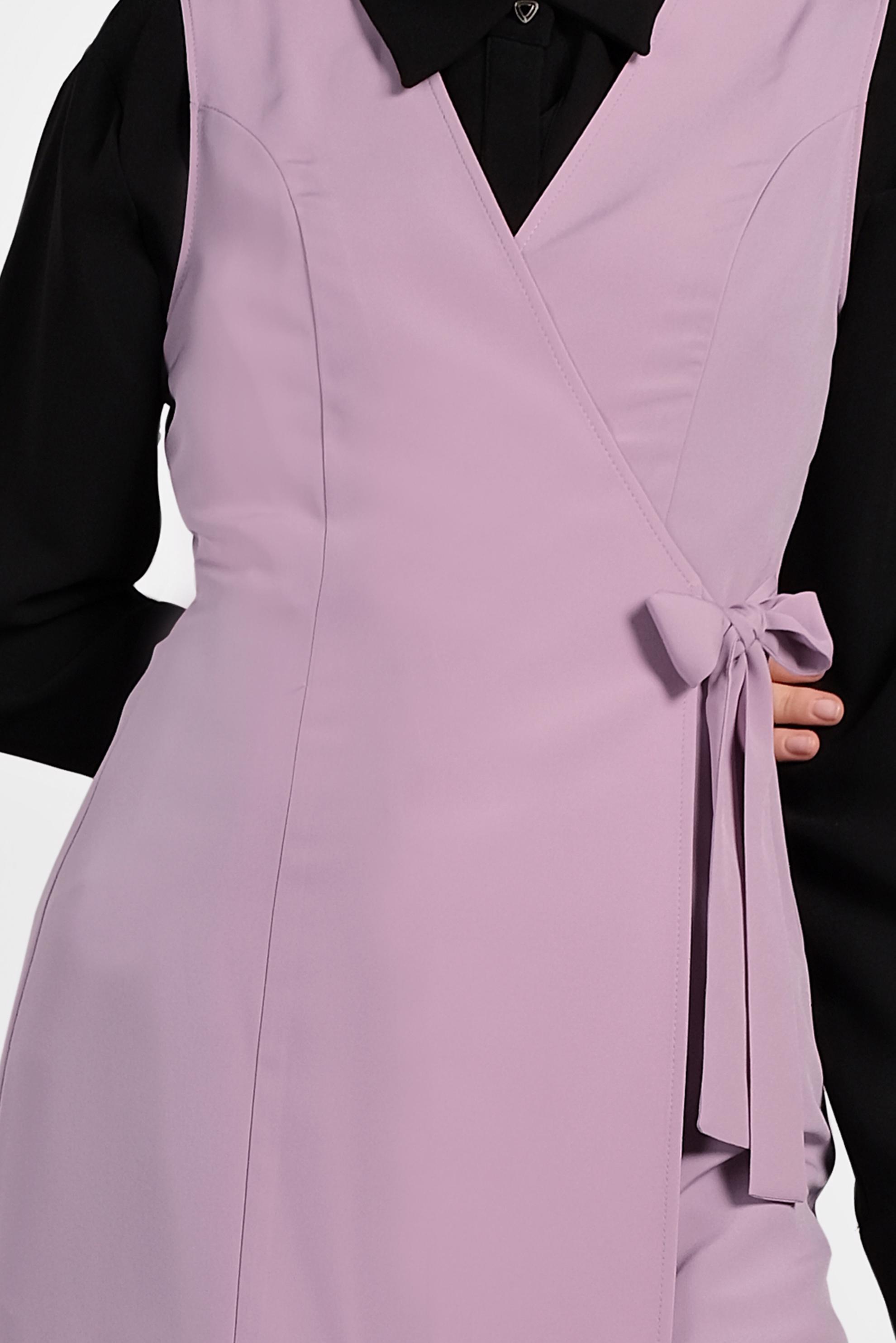 Tesettür giyim MOR YANDAN BAĞCIKLI PİLELİ YELEK 4249