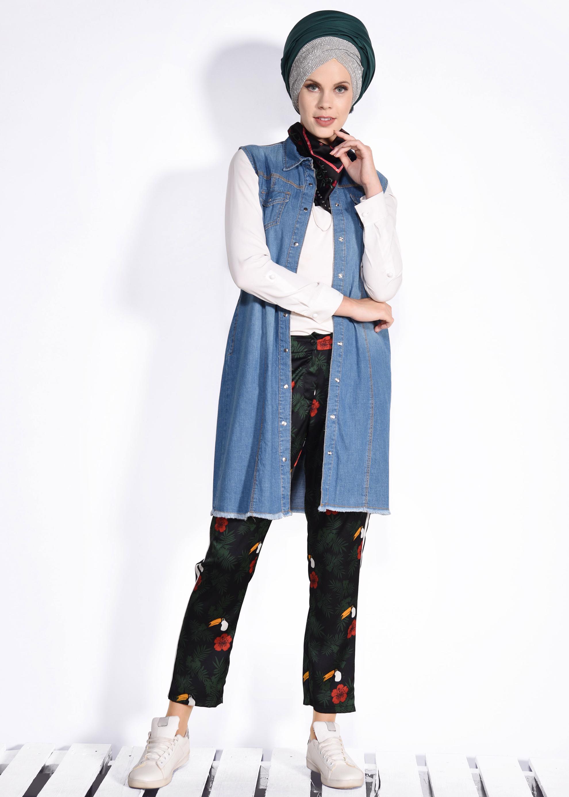 Tesettür giyim MAVİ DÜĞMELİ DENİM YELEK 4991-1