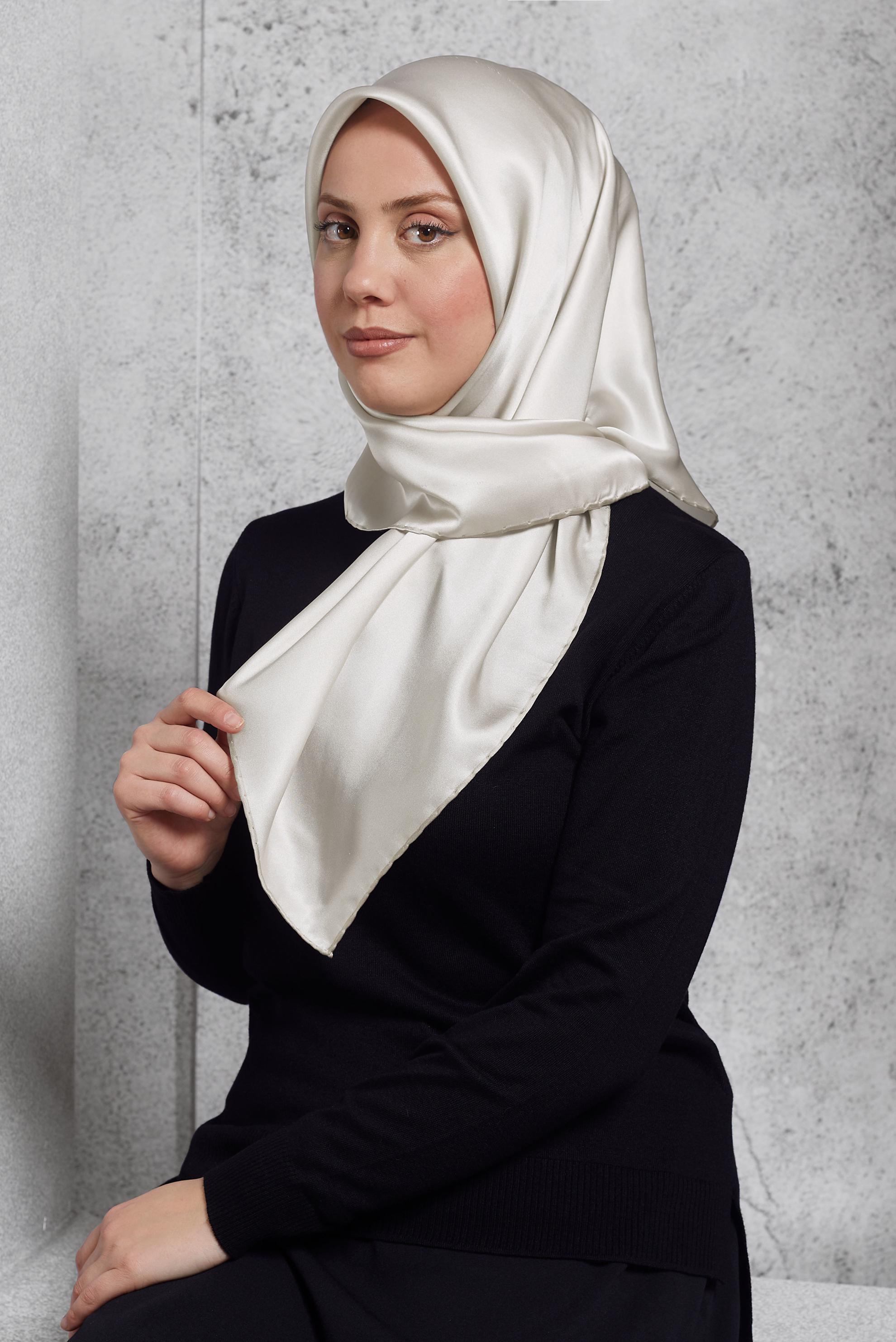 Vêtements hijab BEIGE ÉCHARPE EN SOIE ALVINA 8056