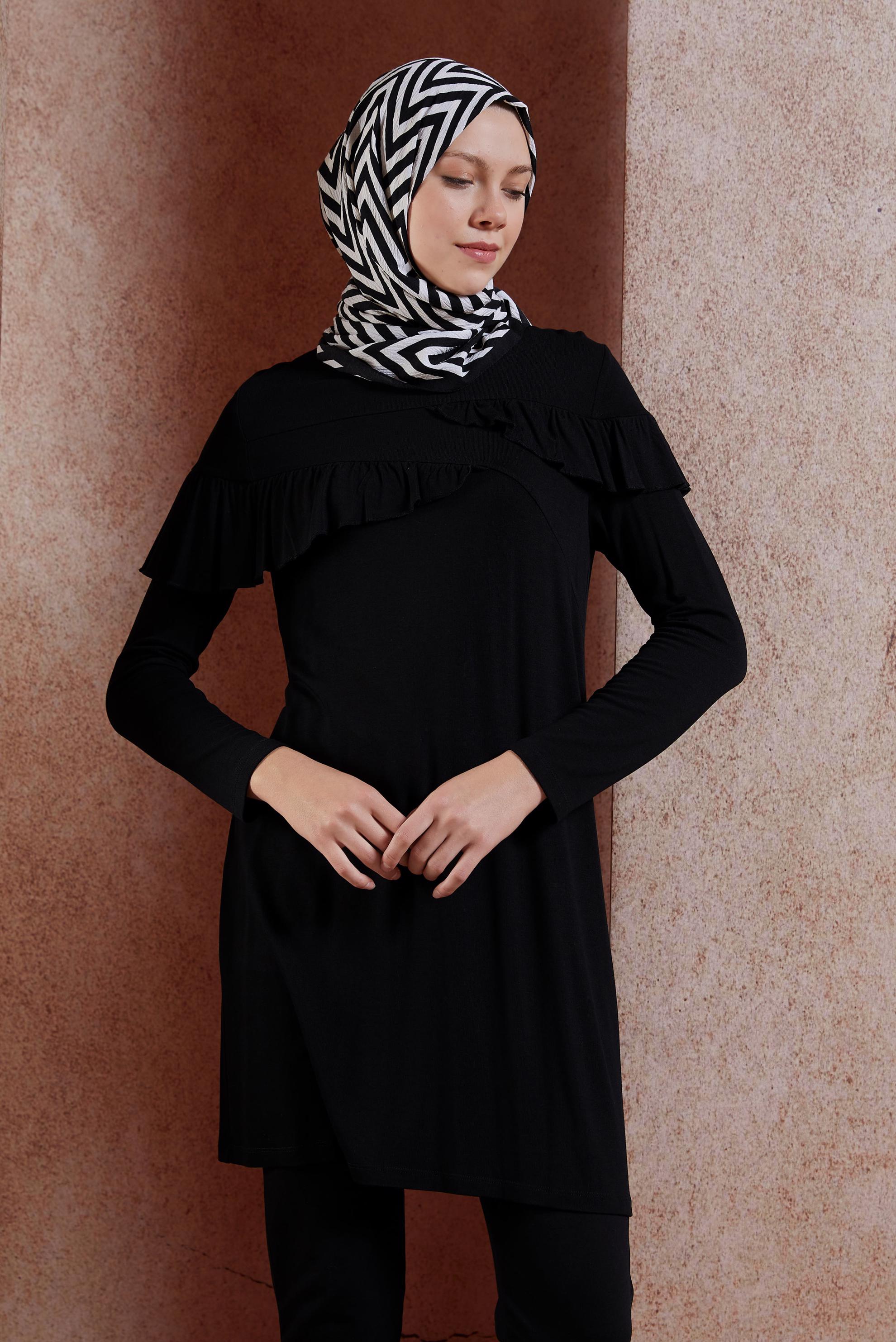 Tesettür giyim SİYAH FIRFIR DETAYLI TUNİK 41231 