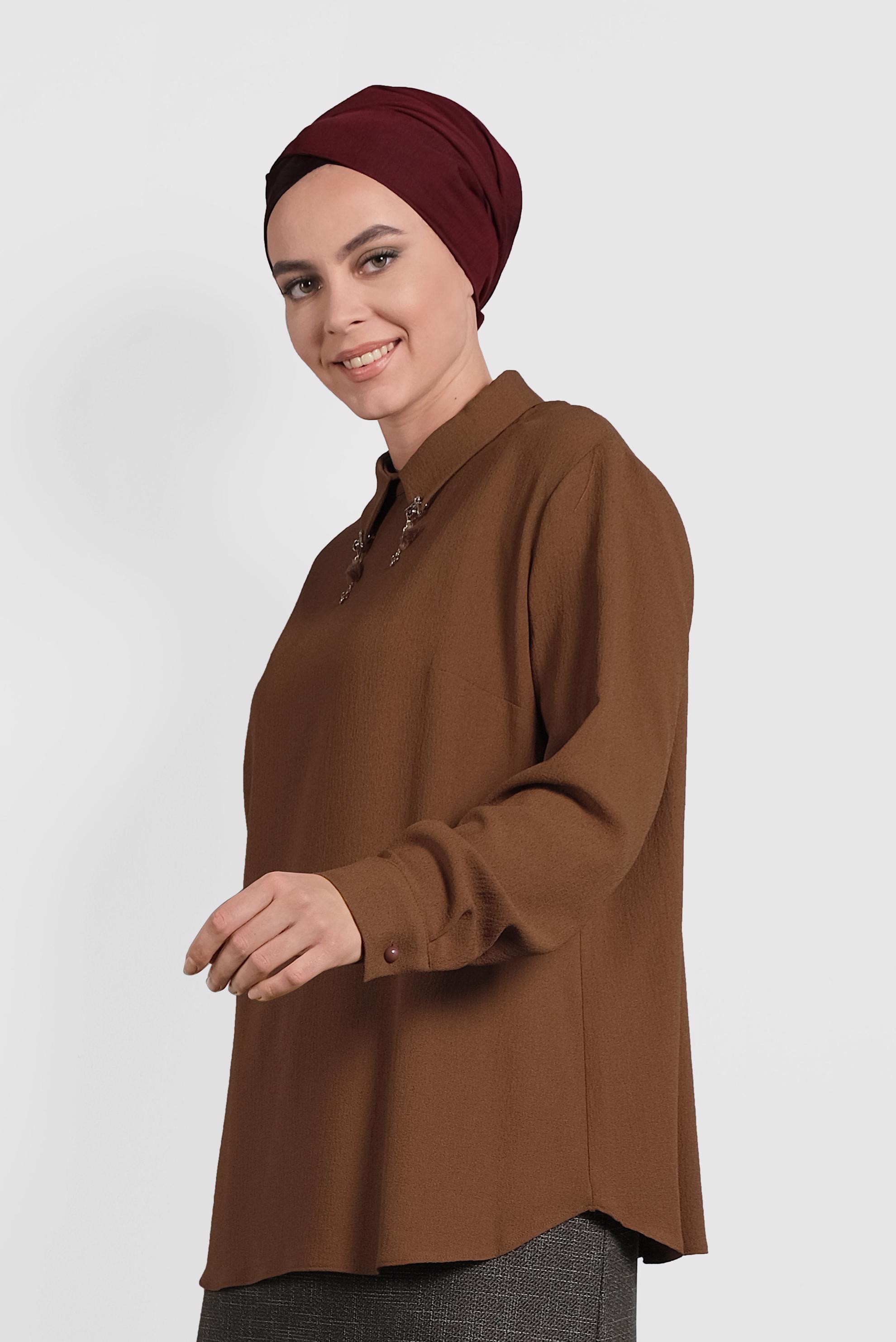 Vêtements hijab TABA BLOUSE EN CRÊPE DÉTAIL BROCHE 20014